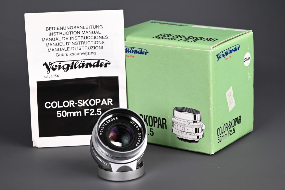 Picture of Voigtlander Color-Skopar 50mm f/2.5 LTM Screw Silver