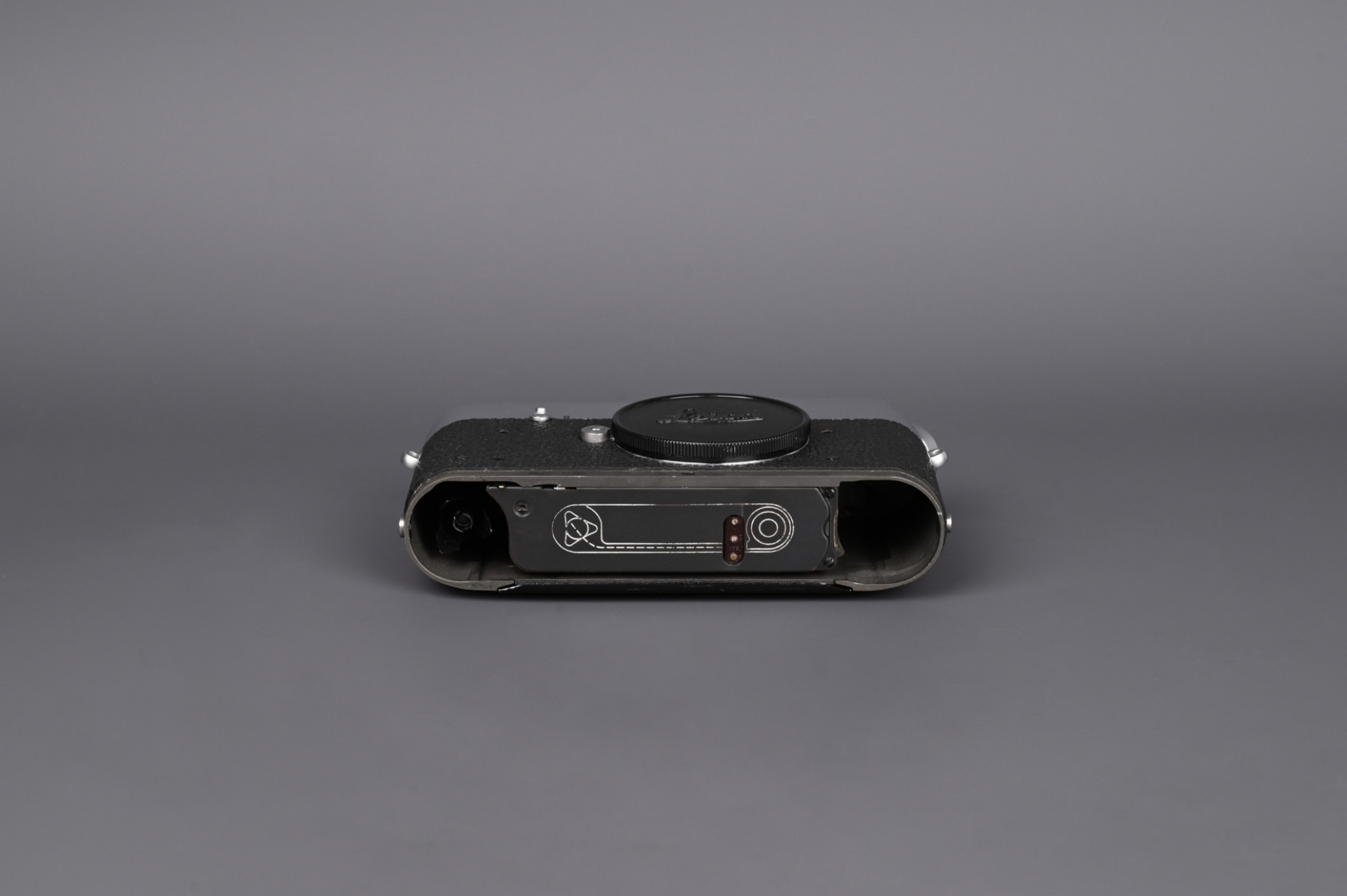 Picture of Leica MDa with motor and Battery Pack