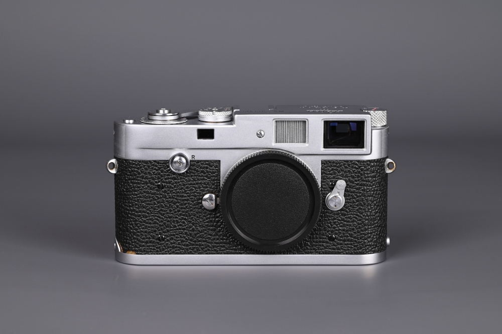 Picture of Leica M2 Button Silver