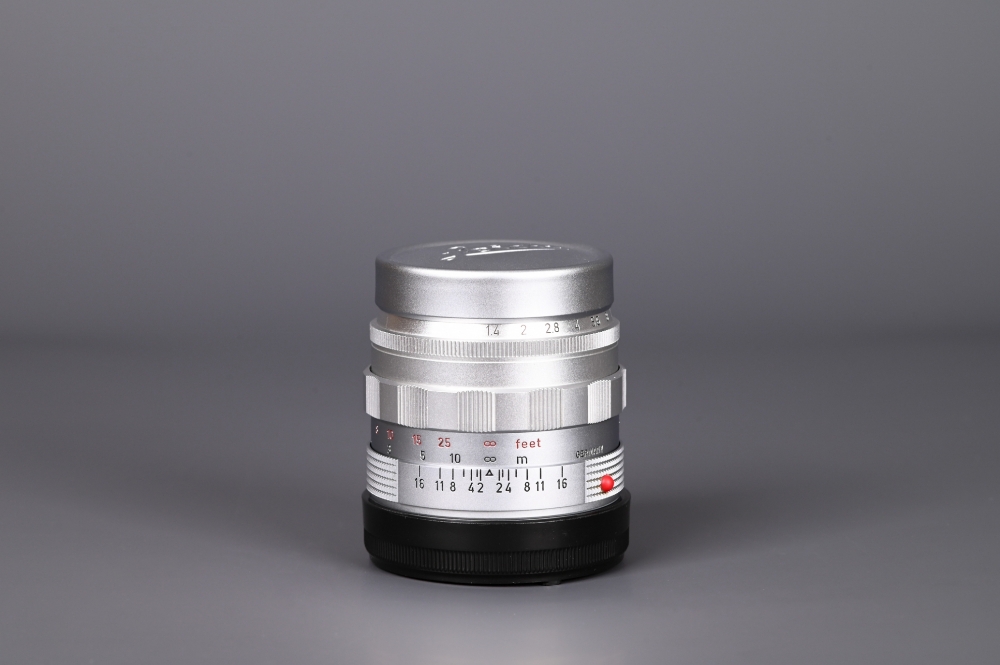 Picture of Leica Summilux-M 50mm f/1.4 ver.1 Silver