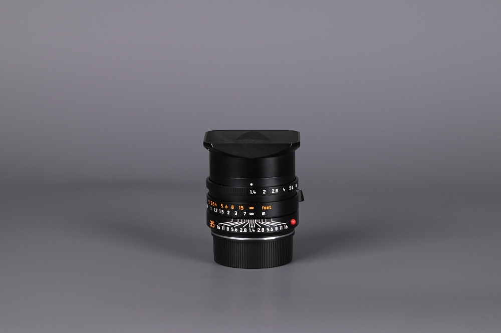 Picture of Leica Summilux 35mm f/1.4 ASPH FLE I Black