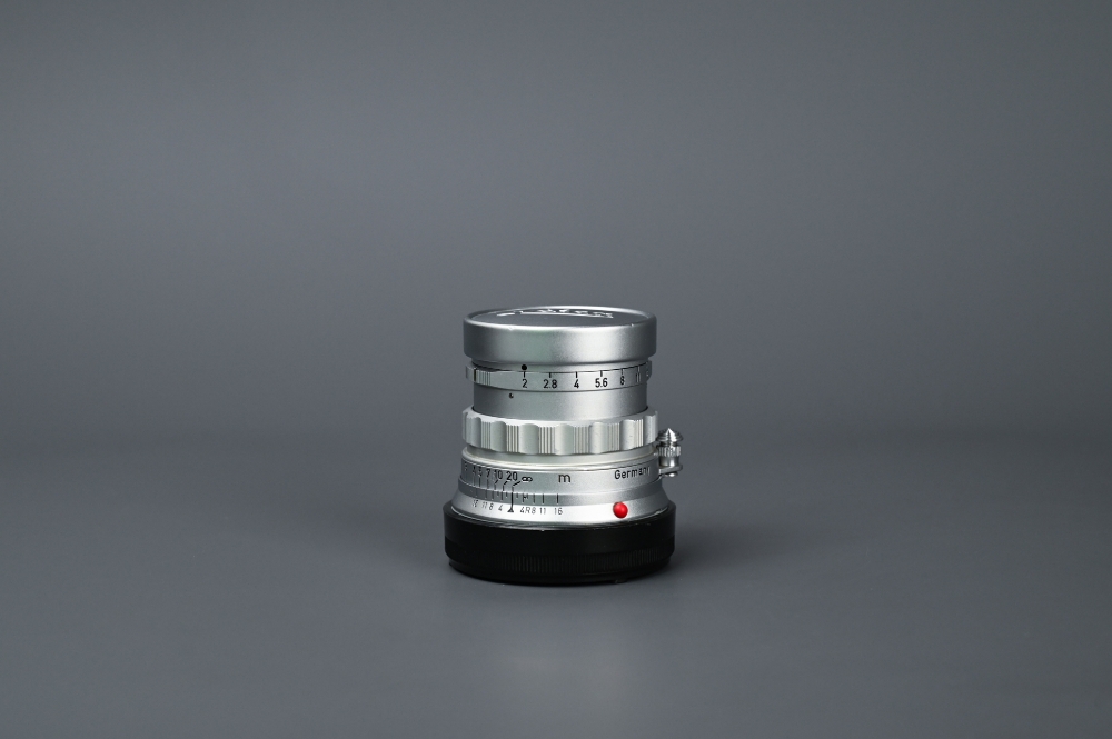 Picture of Leica Summicron-M 5cm f/2 Rigid Ver.1 Silver