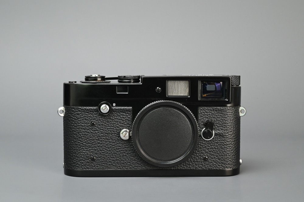 Picture of Leica M2 Black Repainted