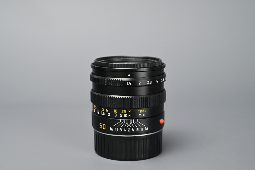 Picture of Leica Summilux-M 50mm f/1.4 Ver.3 Pre-ASPH Black