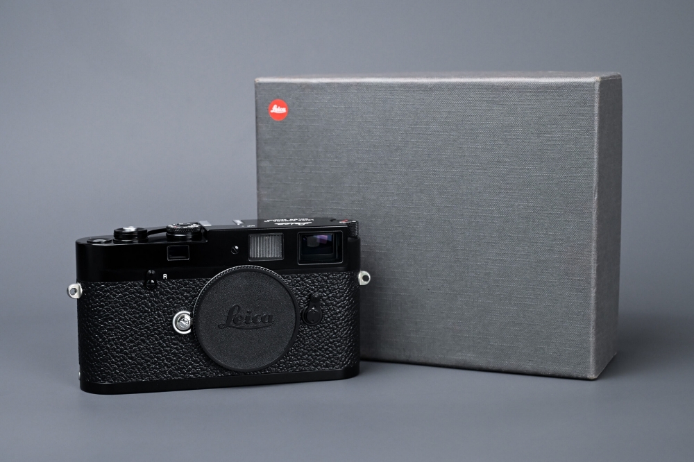 Picture of Leica MP Classic Black Paint Body Only