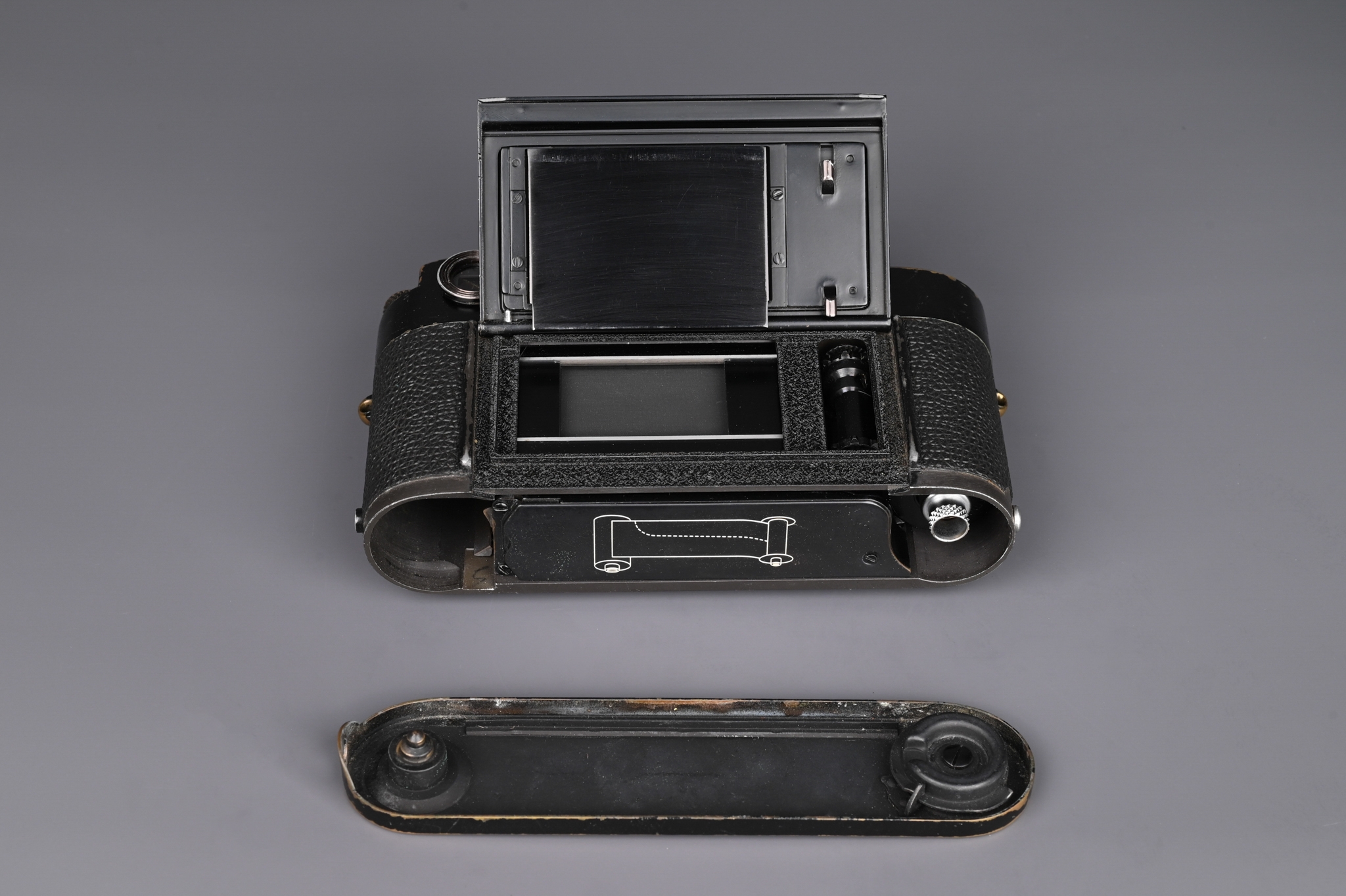 Picture of Leica M2 Original Black Paint (No Self-Timer)