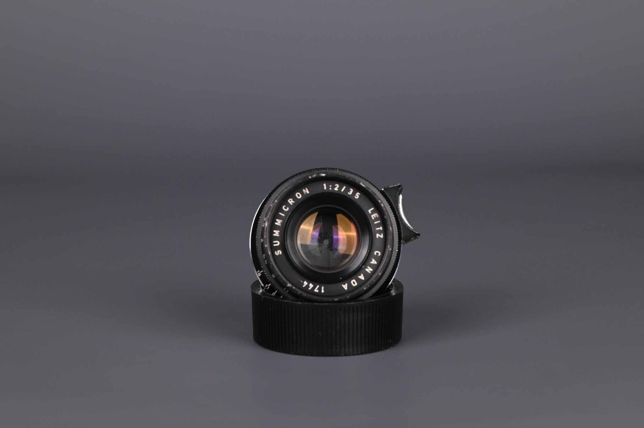 Picture of Leica Summicron-M 35mm f/2 Ver.1 8-element Black Paint M3 Brass Mount