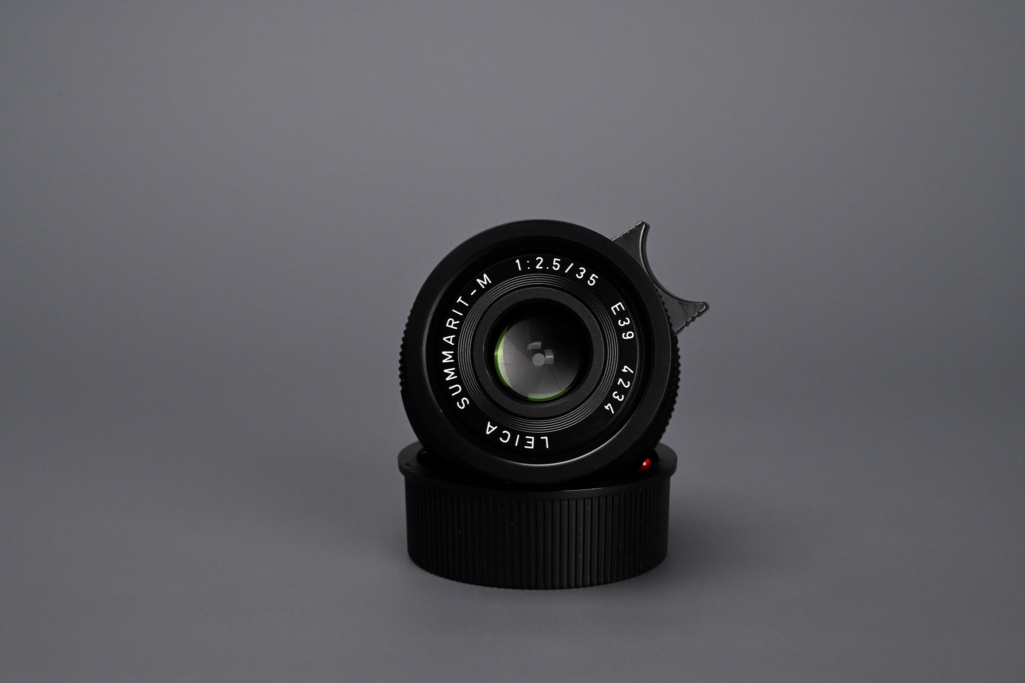 Picture of Leica Summarit-M 35mm f/2.5