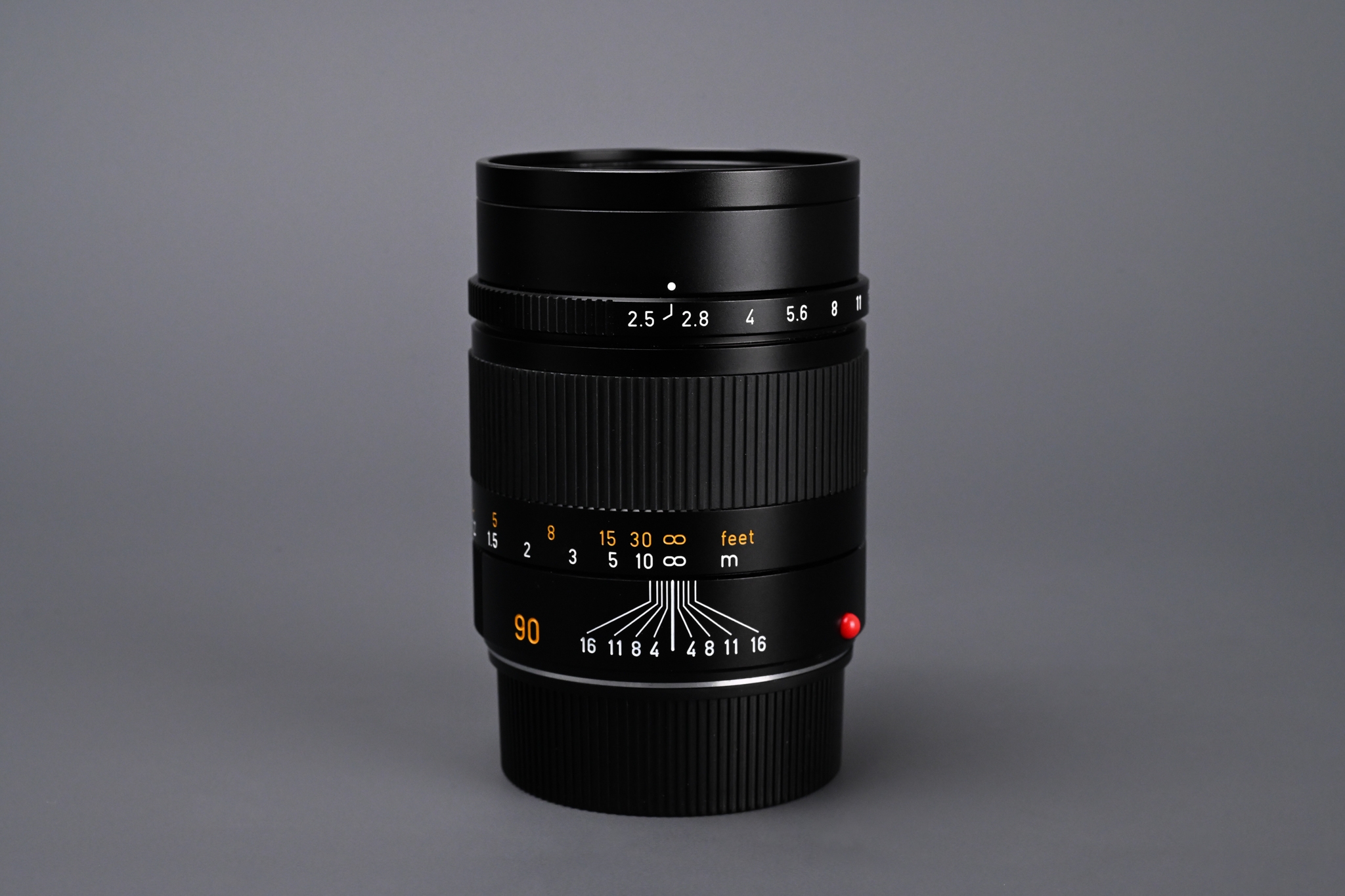 Picture of Leica Summarit-M 90mm f/2.5