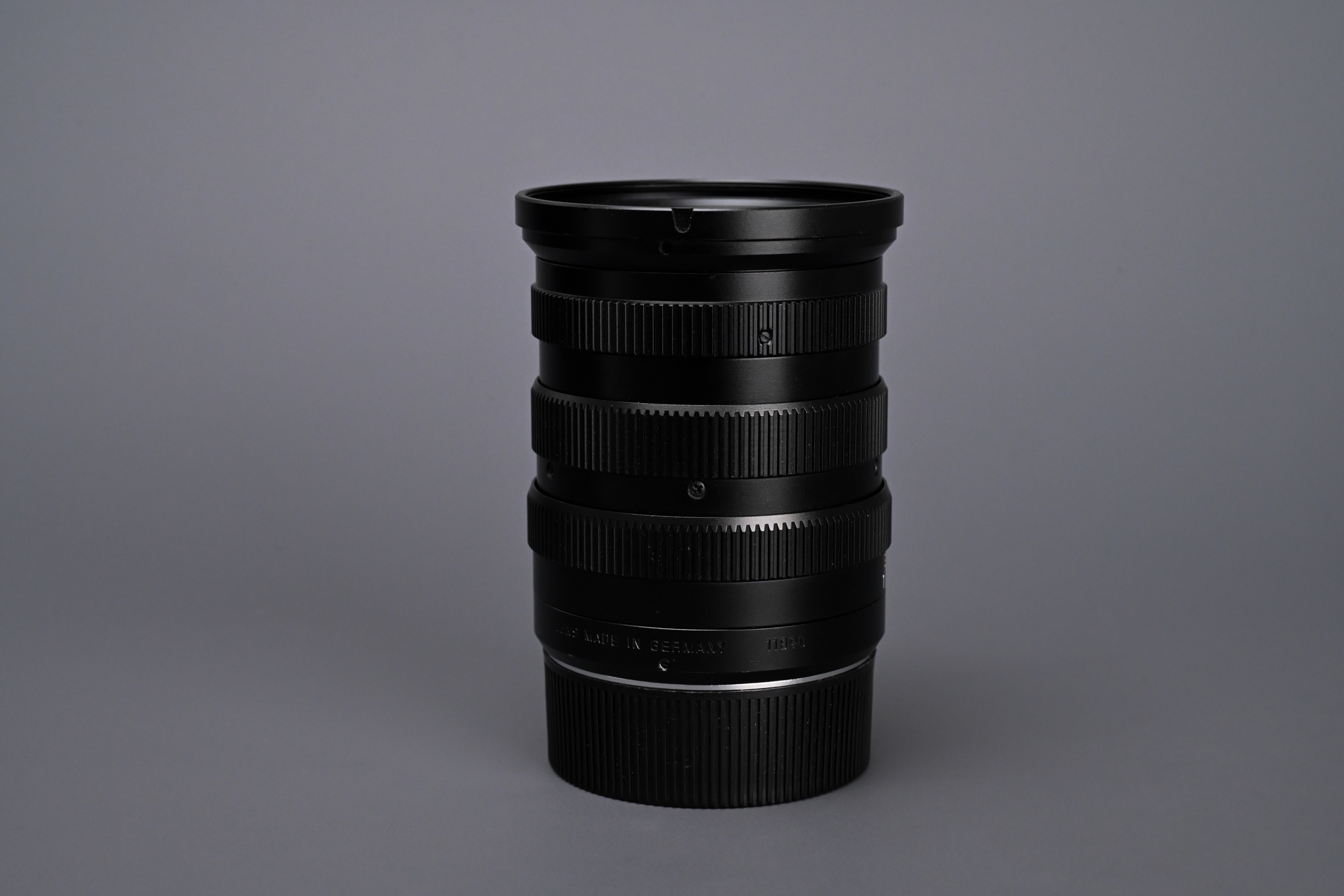 Picture of Leica Tri-Elmar-M 28-35-50mm f/4 ASPH Ver.1 E55 Black