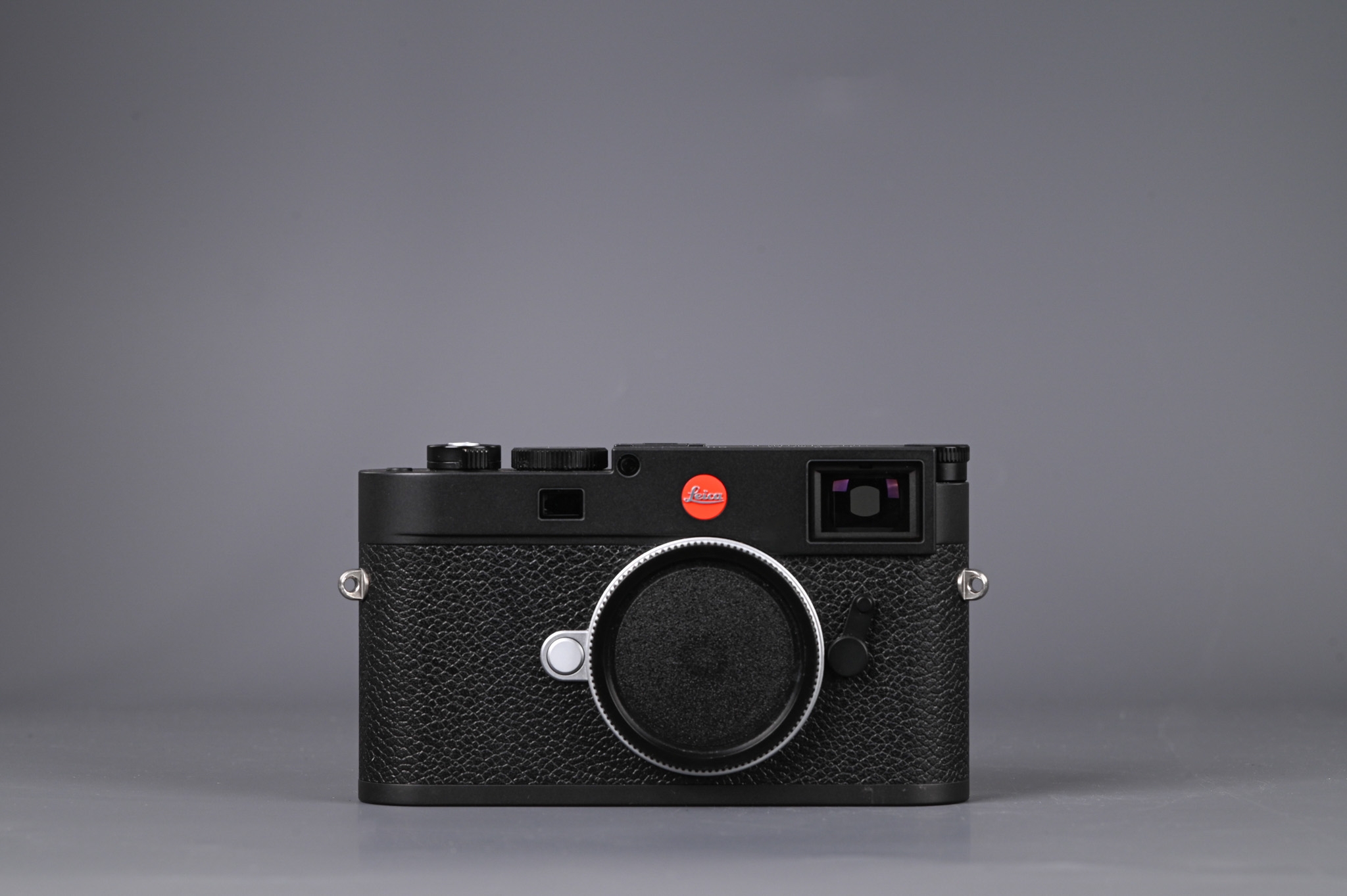 Picture of Leica M11 Black with Special Engraving Top and Handgrip