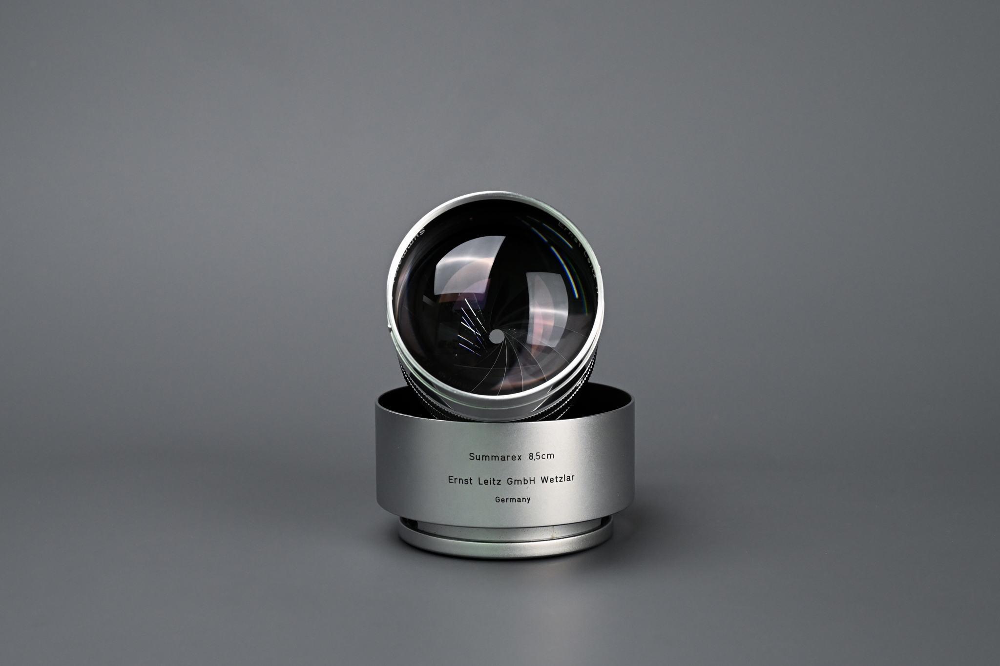 Picture of Leica Summarex 8.5cm f/1.5 Silver LTM