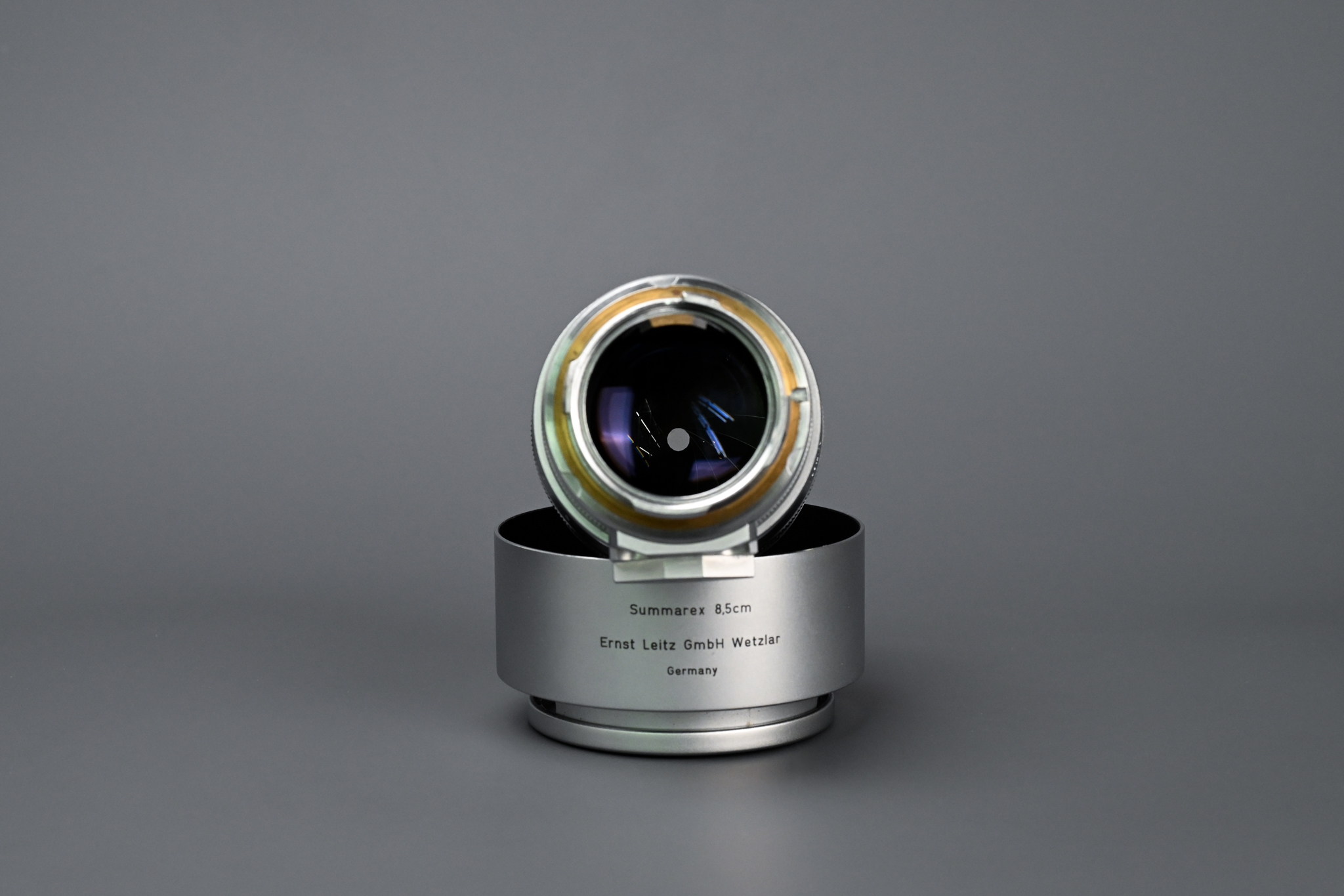 Picture of Leica Summarex 8.5cm f/1.5 Silver LTM