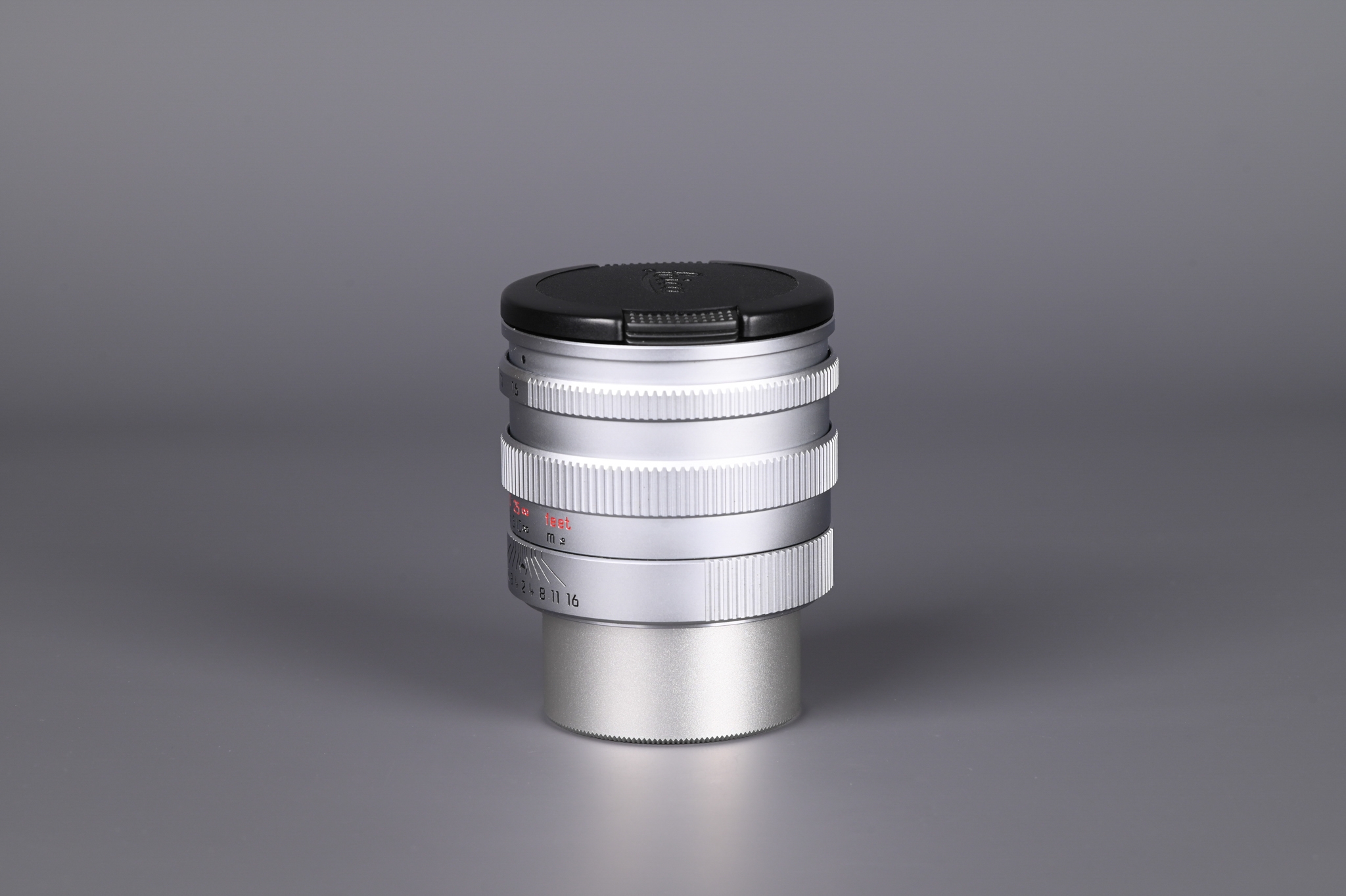 Picture of Leica Summilux-M 50mm f/1.4 Ver.3 Pre-ASPH Silver Screw LTM Screw Japan Edition