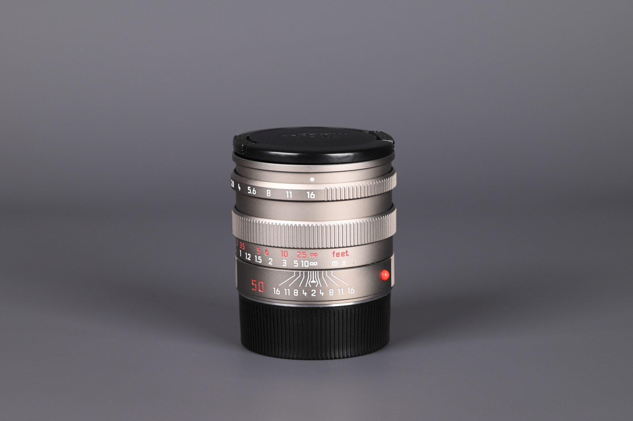 Picture of Leica Summilux-M 50mm f/1.4 Ver.3 Pre-ASPH Titanium