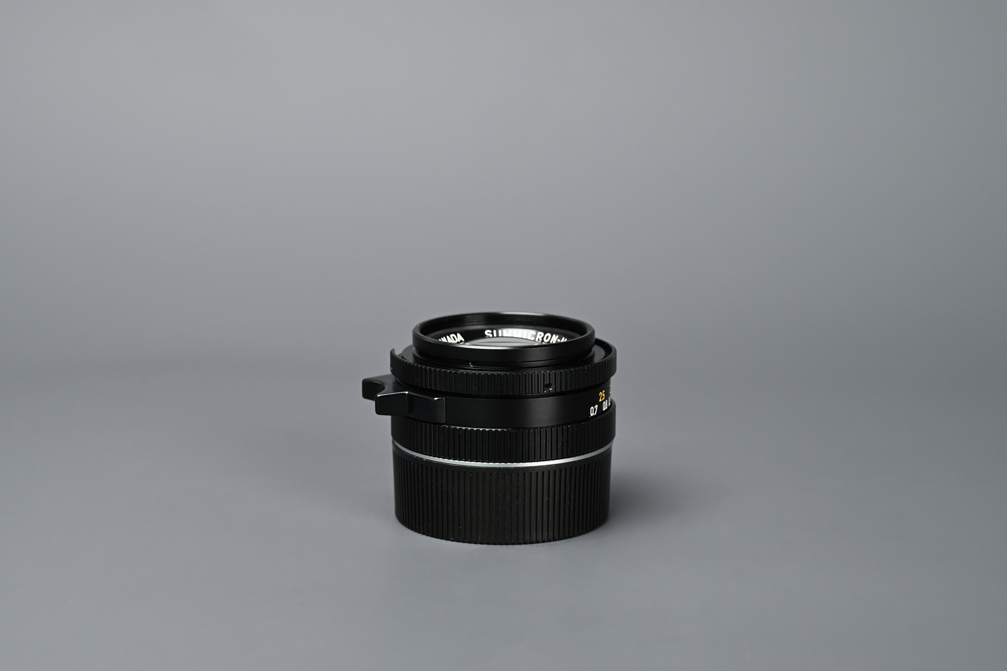 Picture of Leica Summicron-M 35mm f/2 Ver.4 7-element Canada Black