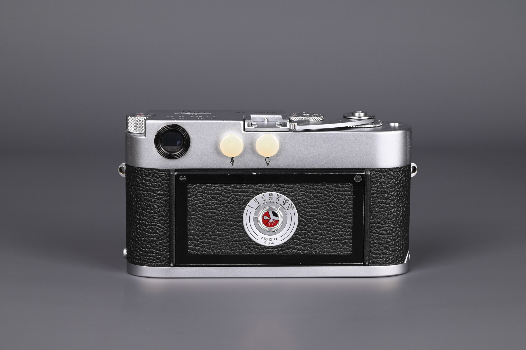 Picture of Leica M2 Button Silver