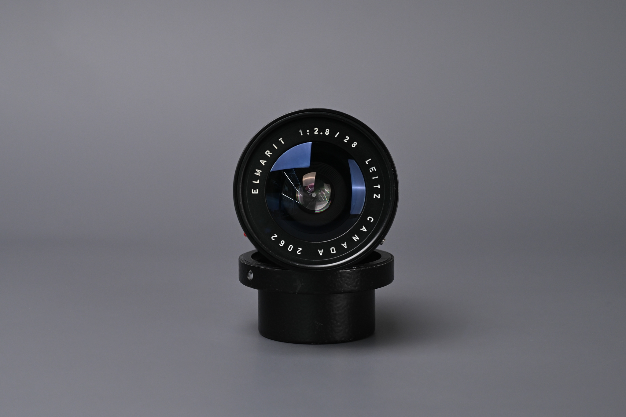 Picture of Leica Elmarit-M 28mm f/2.8 Ver.1 9-element Canada