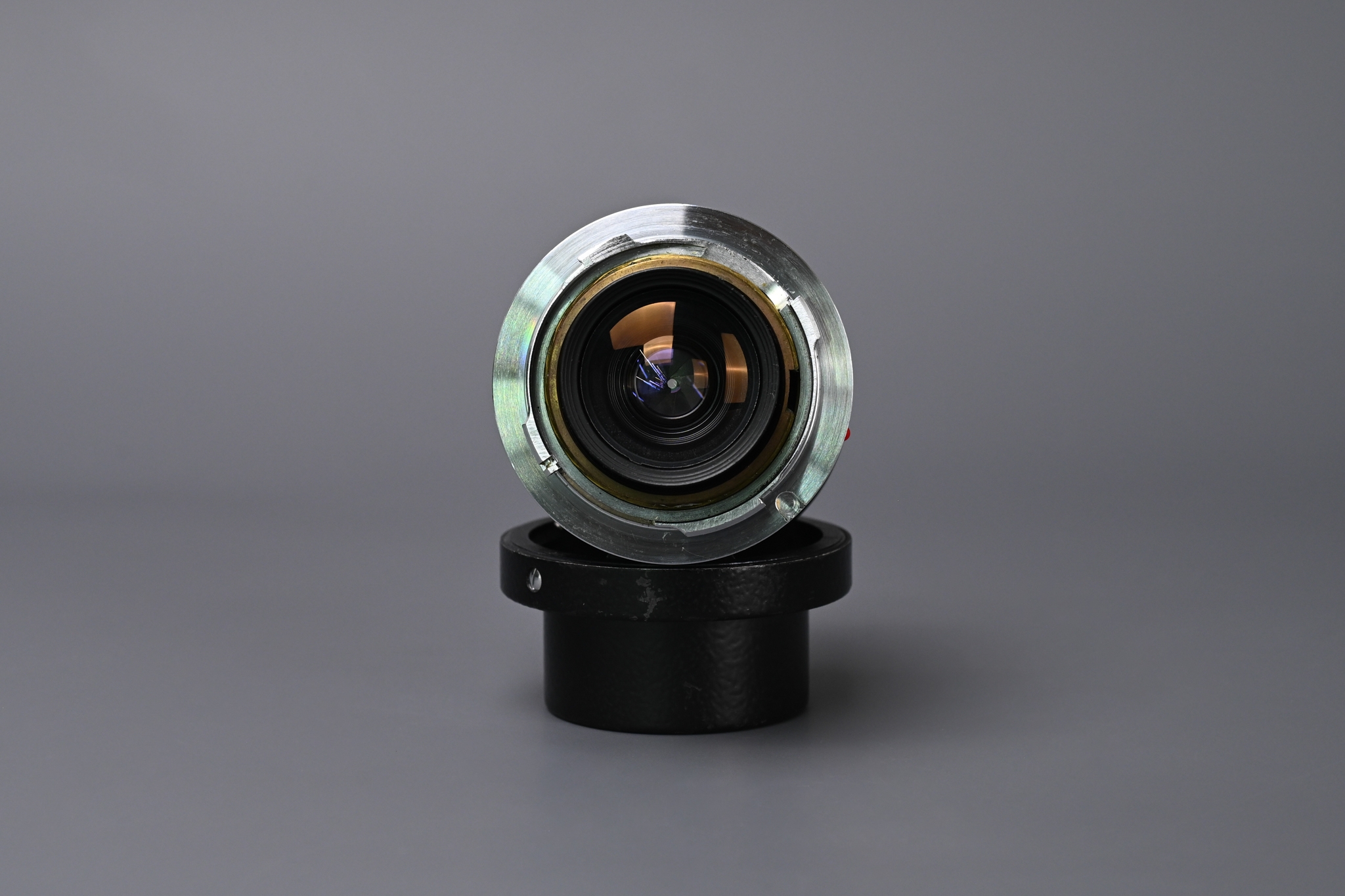 Picture of Leica Elmarit-M 28mm f/2.8 Ver.1 9-element Canada