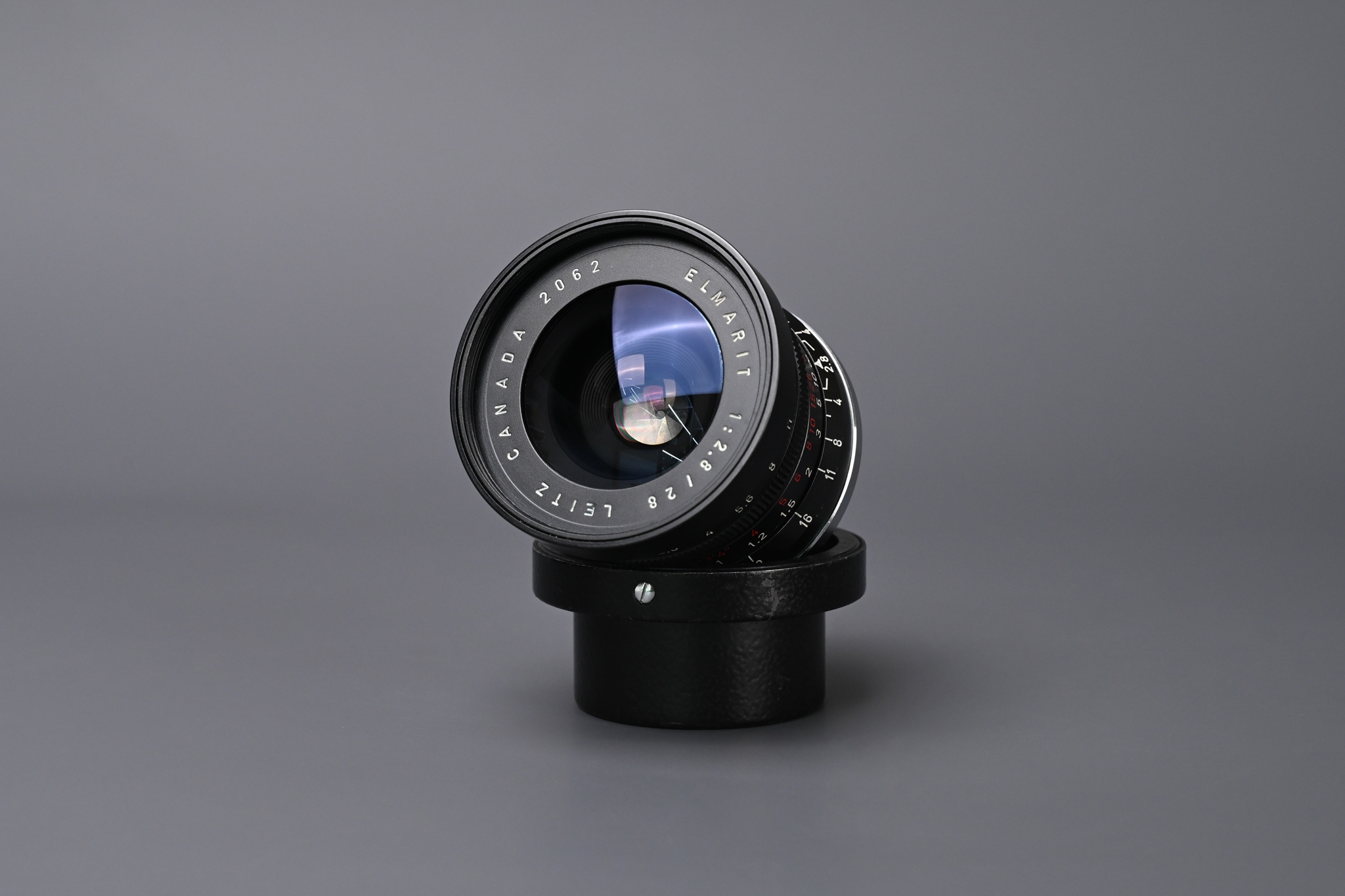 Picture of Leica Elmarit-M 28mm f/2.8 Ver.1 9-element Canada