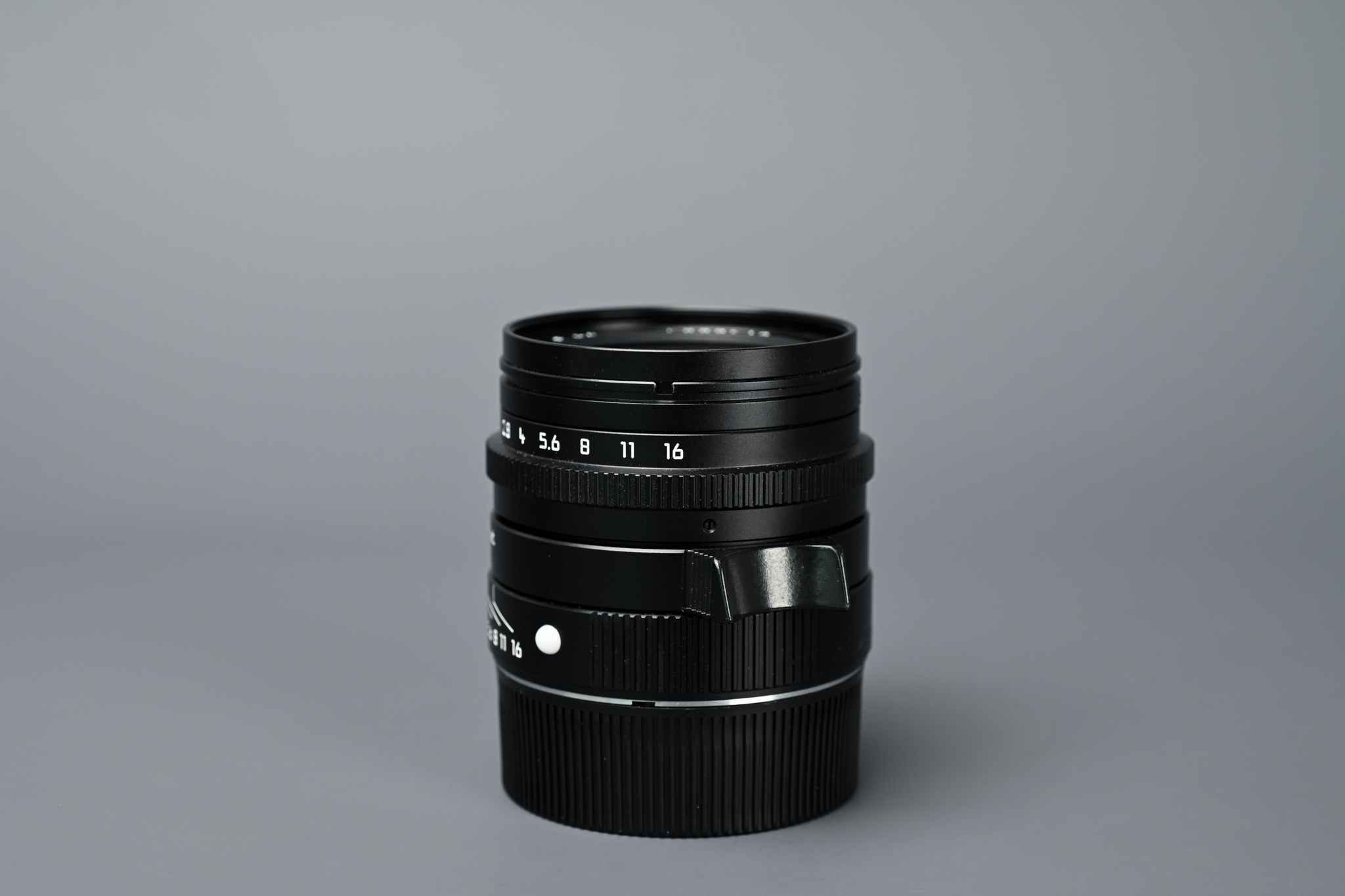 Picture of Leica Summilux-M 35mm f/1.4 ASPH Black Custom White dot and index