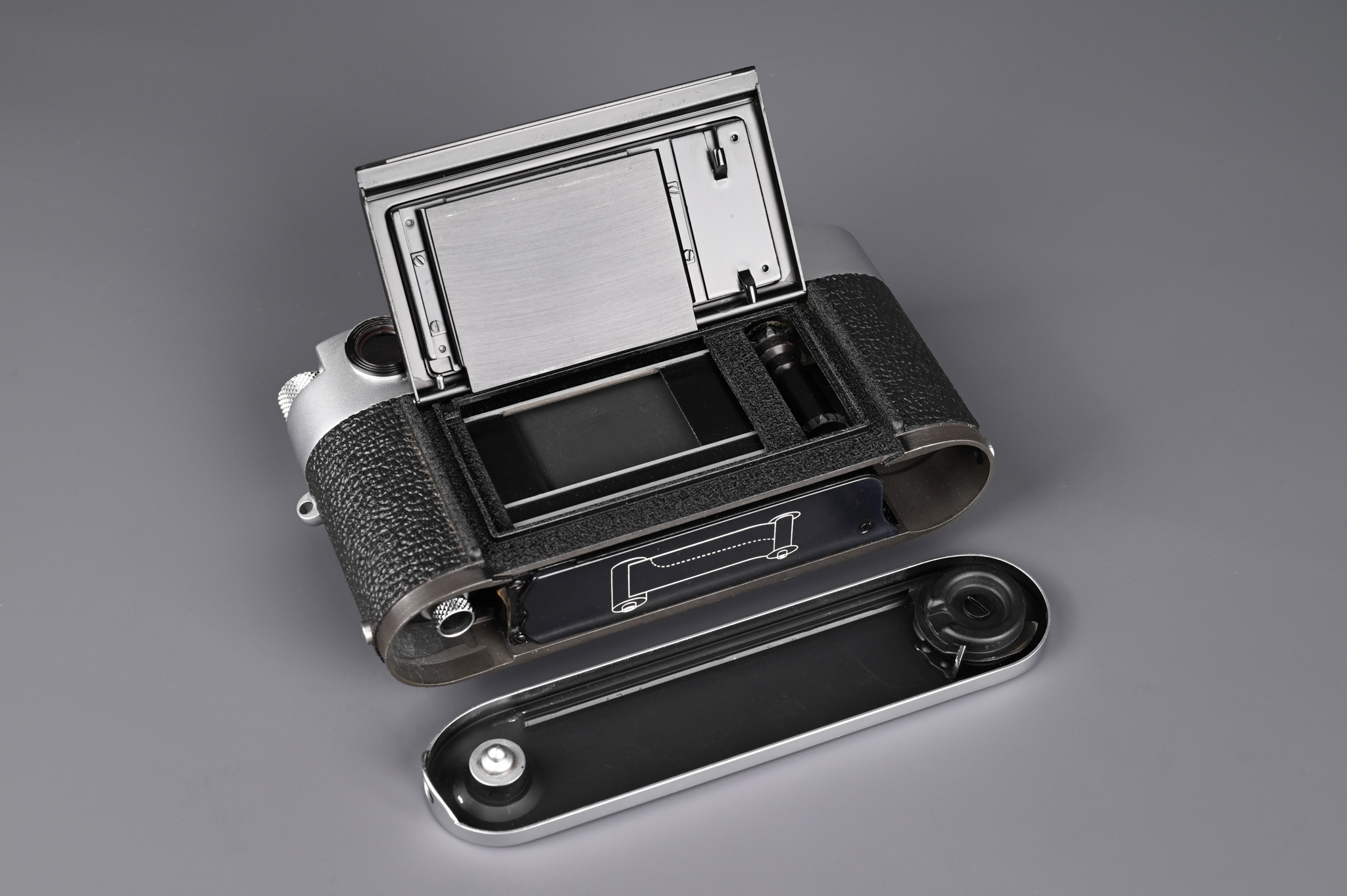 Picture of Leica M3 Silver Lucky Number