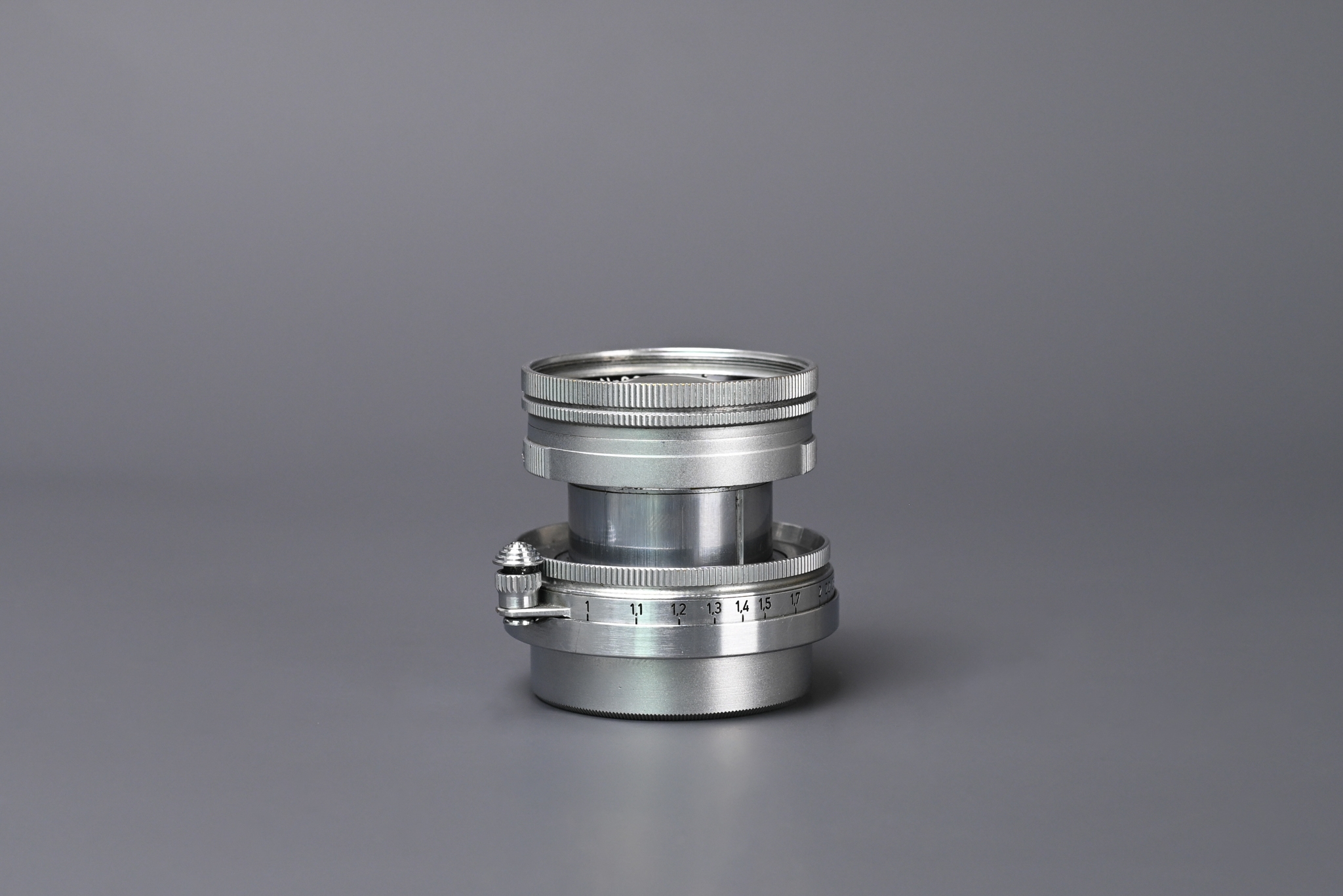 Picture of Leica Summicron 5cm f/2 LTM Screw Radioactive