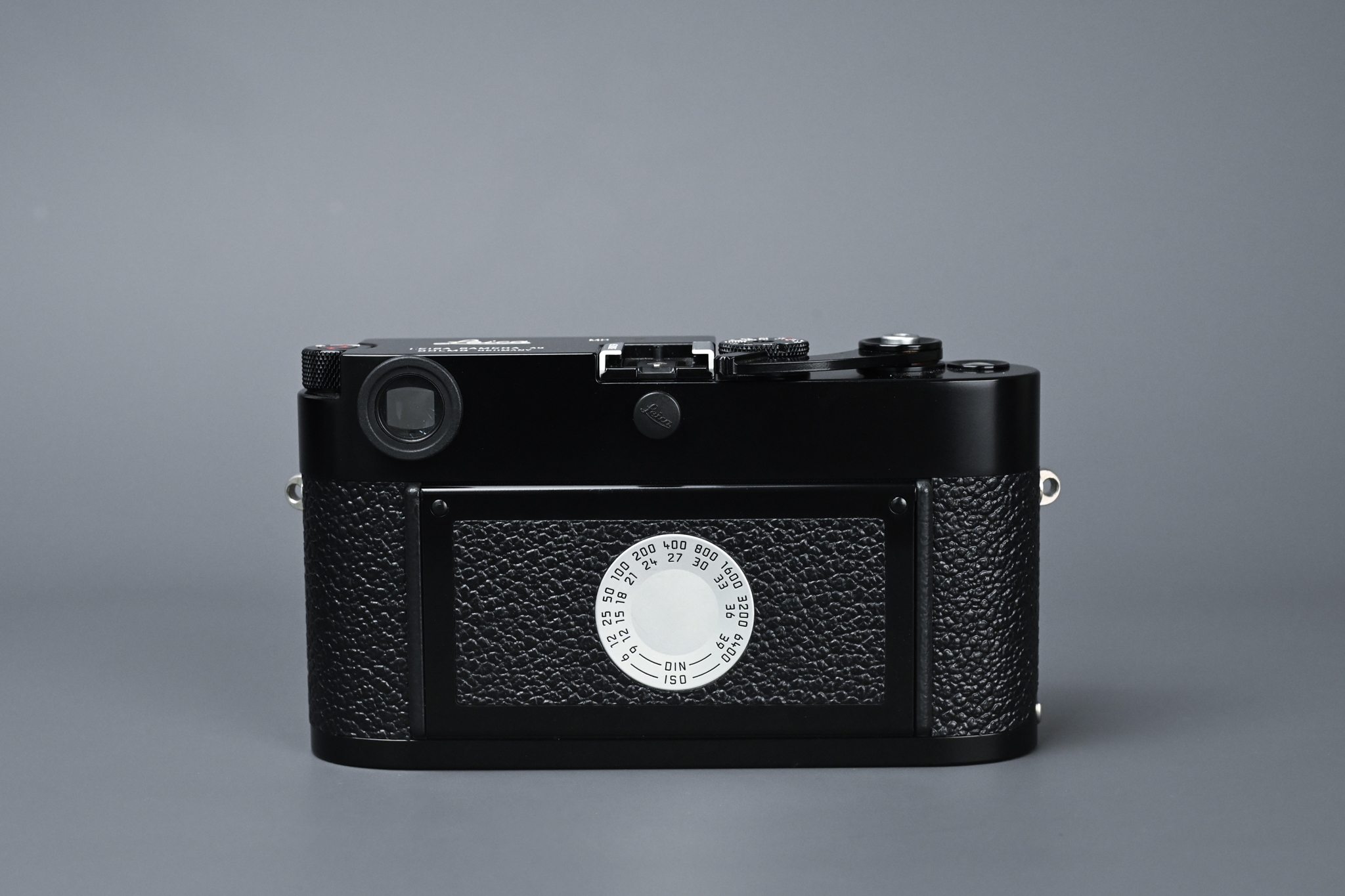 Picture of Leica MP Classic Black Paint Body Only