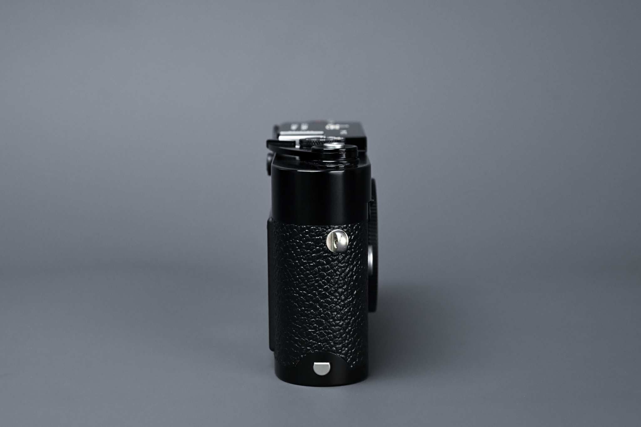 Picture of Leica MP Classic Black Paint Body Only