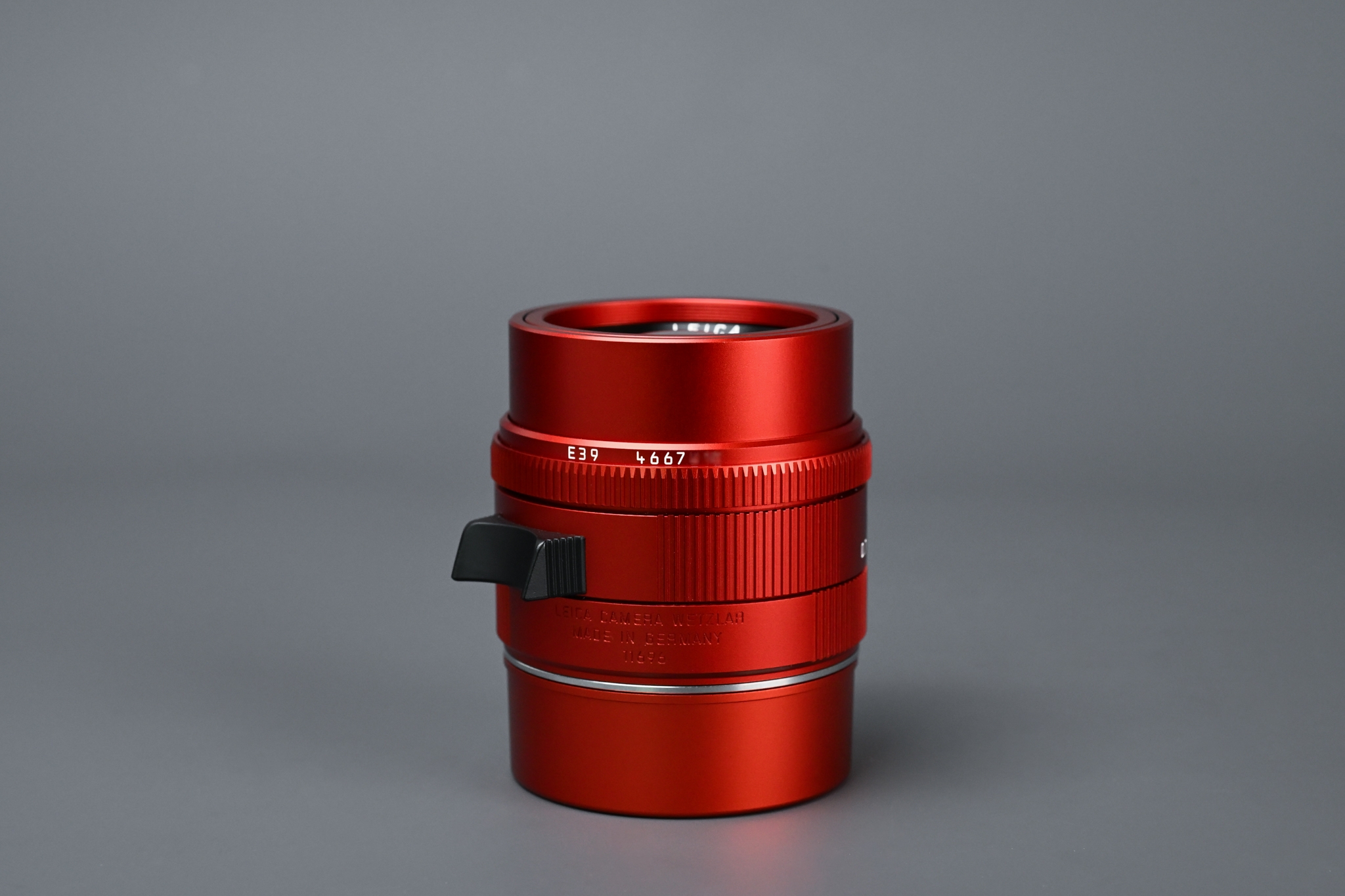 Picture of Leica APO-Summicron-M 50mm f/2 ASPH Red