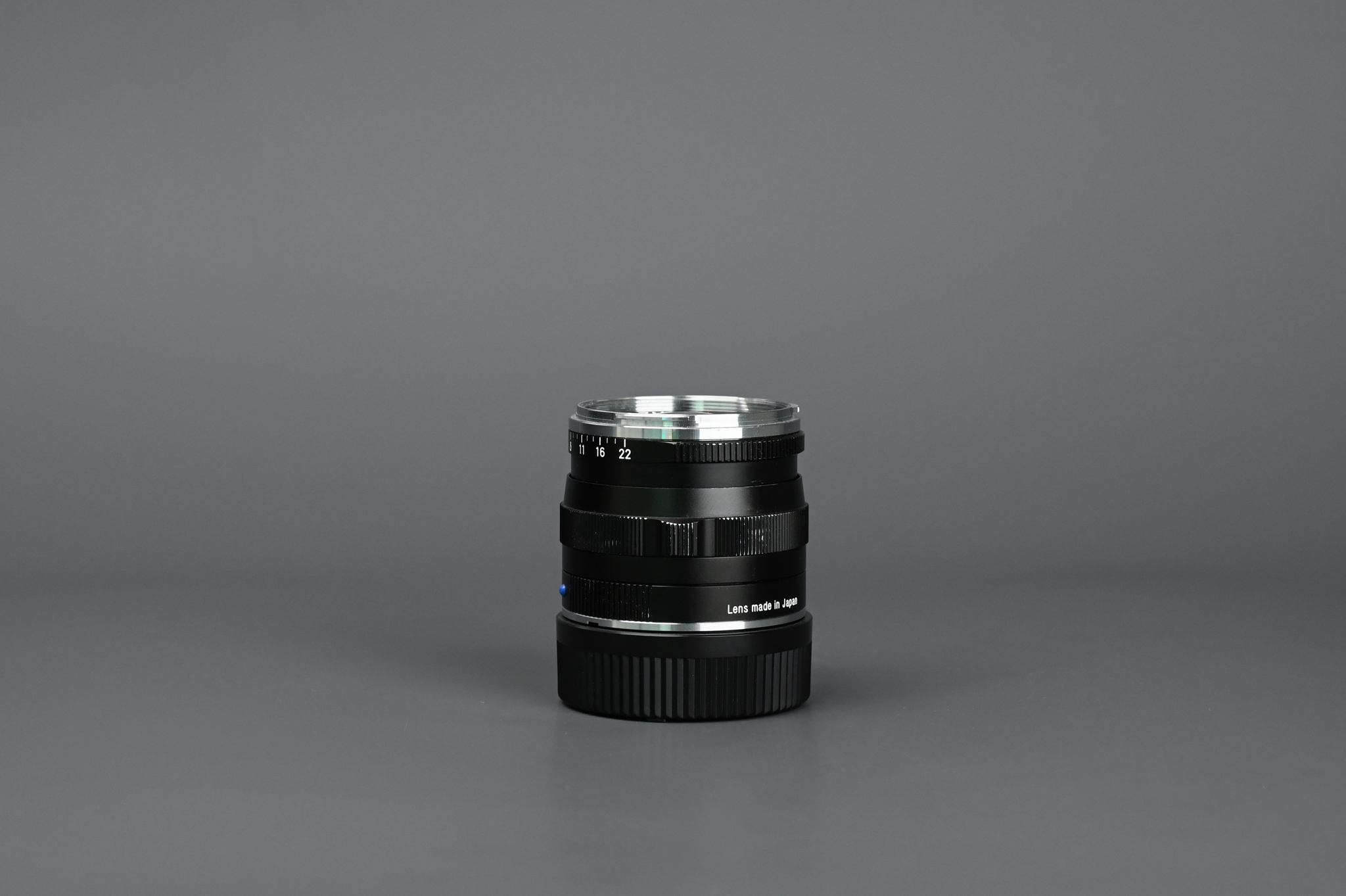 Picture of Carl Zeiss Planar 50mm f/2 ZM