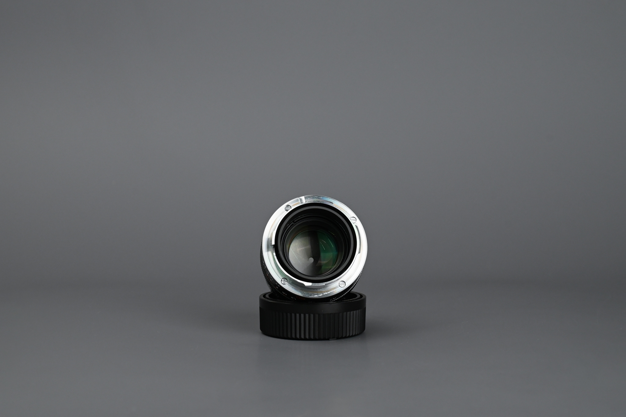 Picture of Carl Zeiss Planar 50mm f/2 ZM