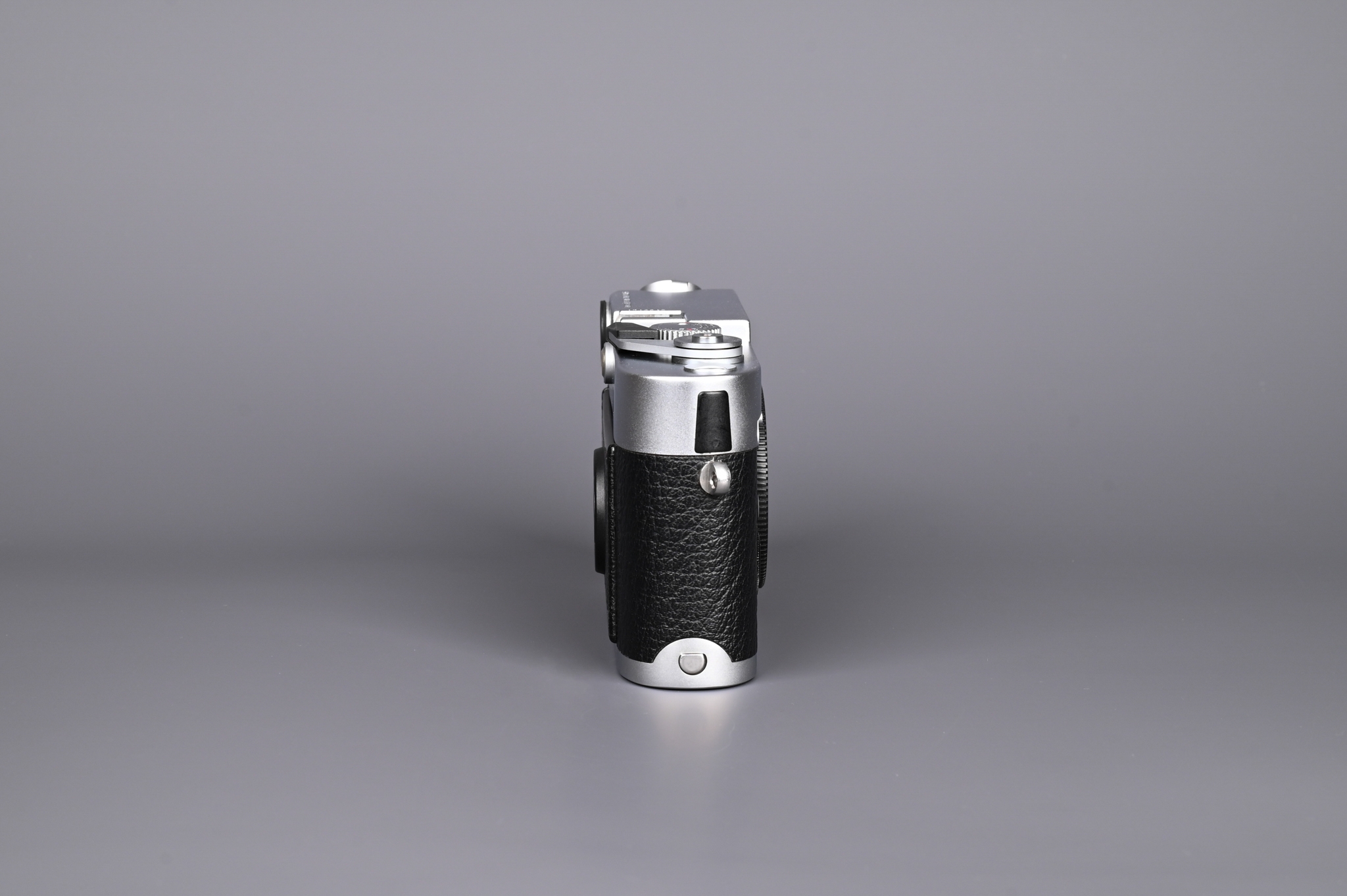Picture of Leica M6 Classic 0.72 Silver Early Batch