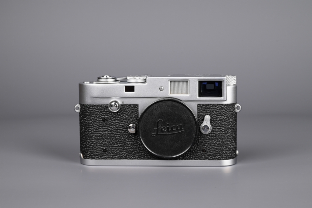 Picture of Leica M2 Button Silver