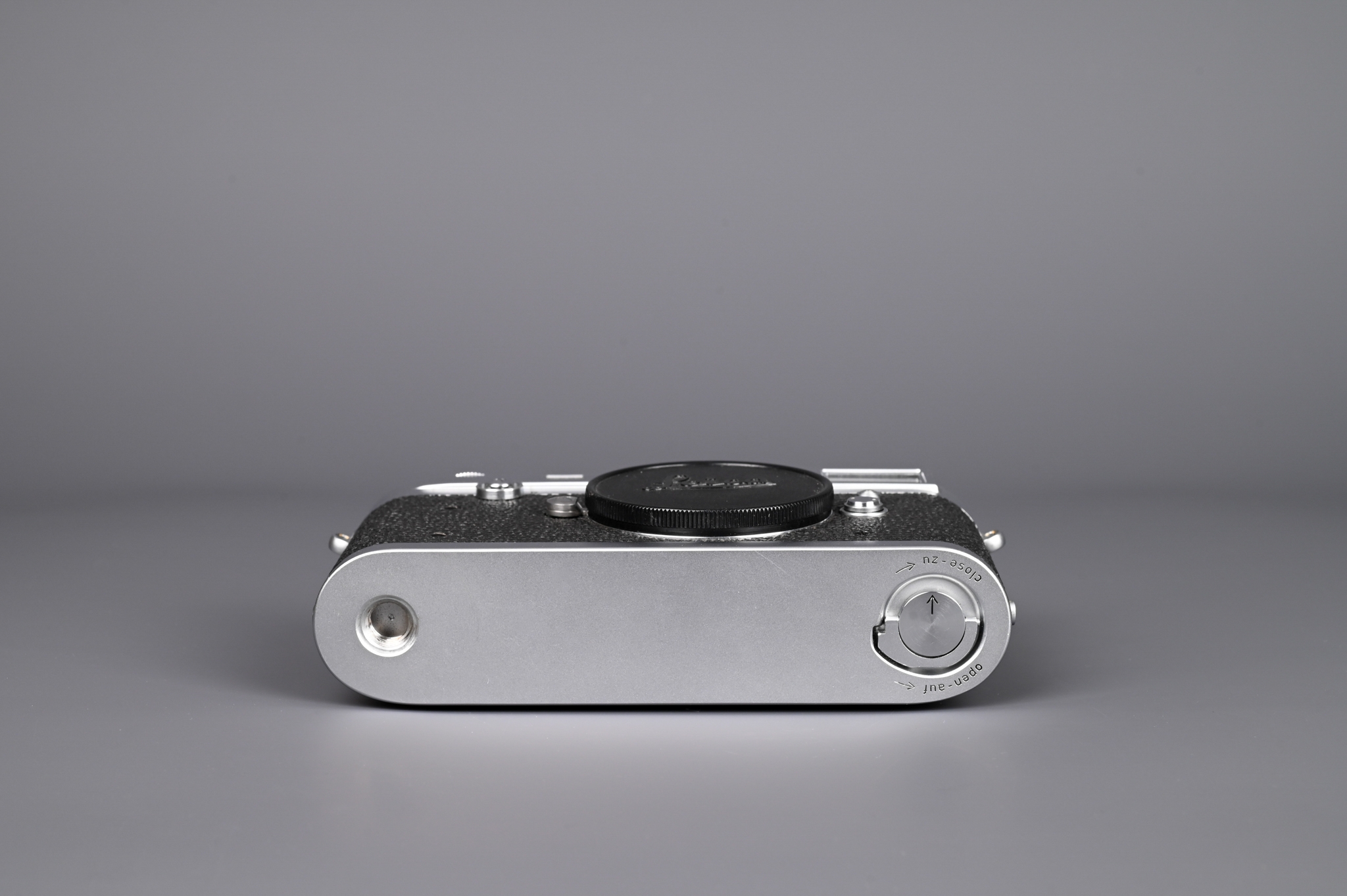 Picture of Leica M2 Button Silver