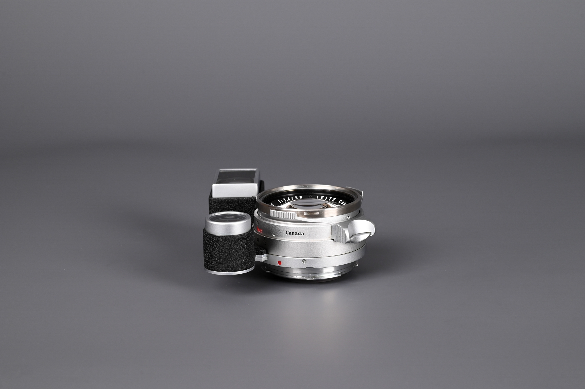 Picture of Leica Summilux-M 35mm f/1.4 Ver.1 Steel Rim M3