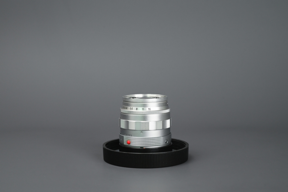 Picture of Leica Summilux-M 50mm f/1.4 Ver.1 Silver Reverse Scallop