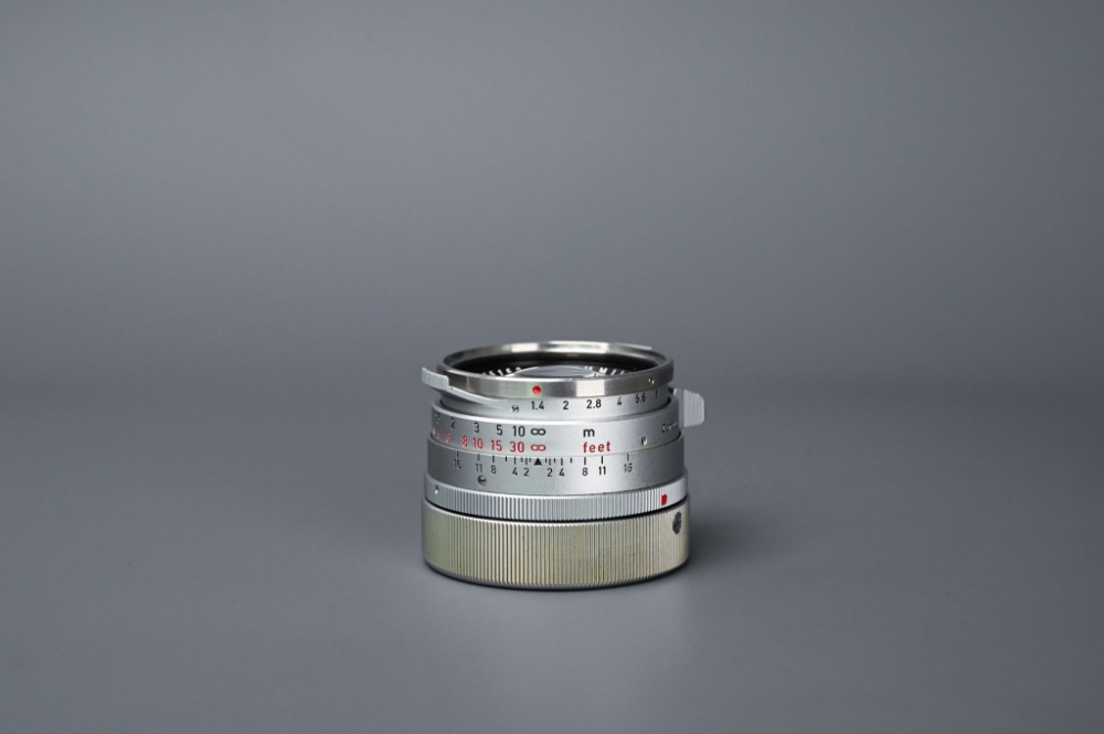 Picture of Leica Summilux-M 35mm f/1.4 Ver.1 Steel Rim M2