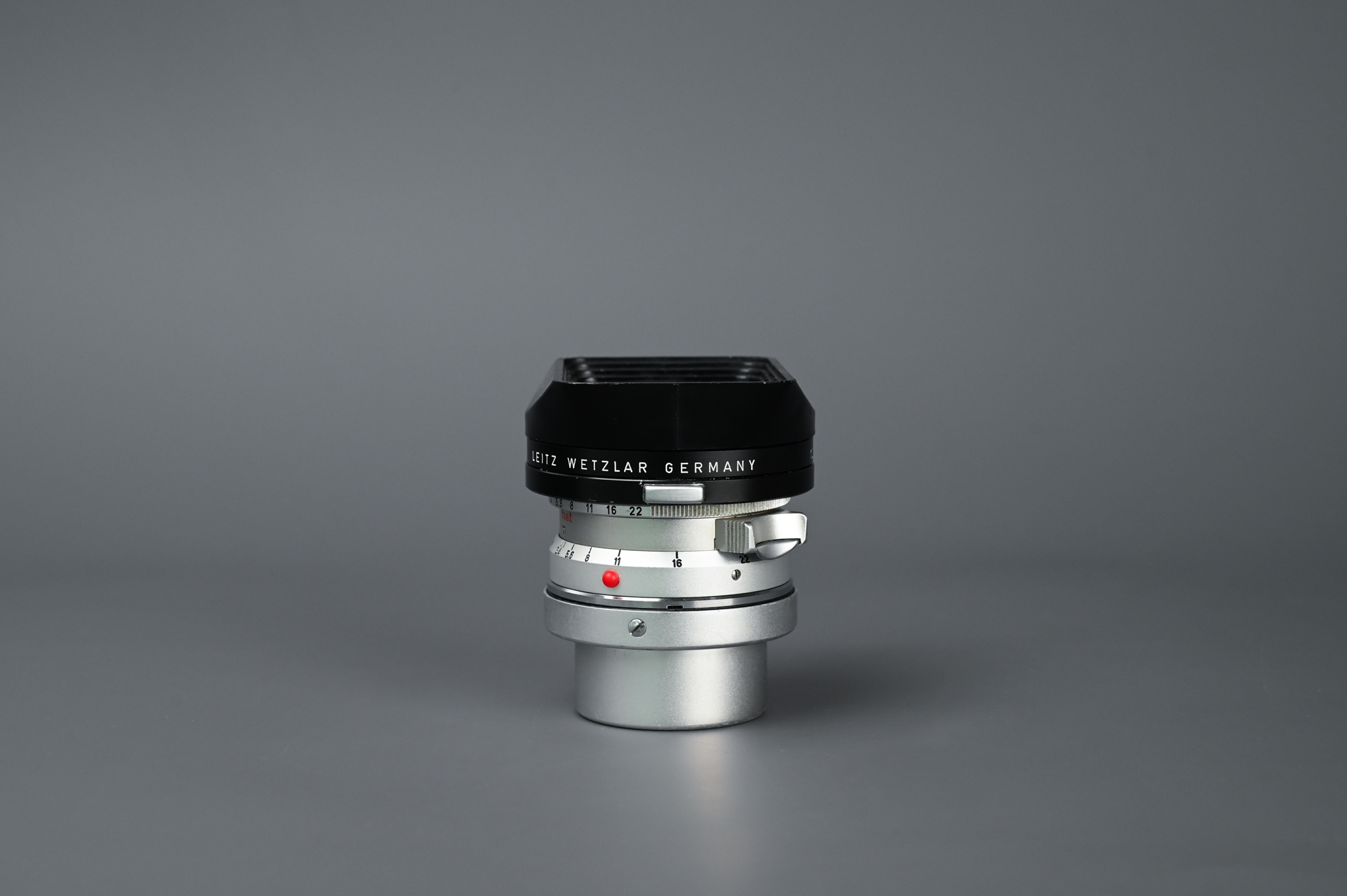 Picture of Leica Super-Angulon-M 21mm f/3.4 Silver Germany