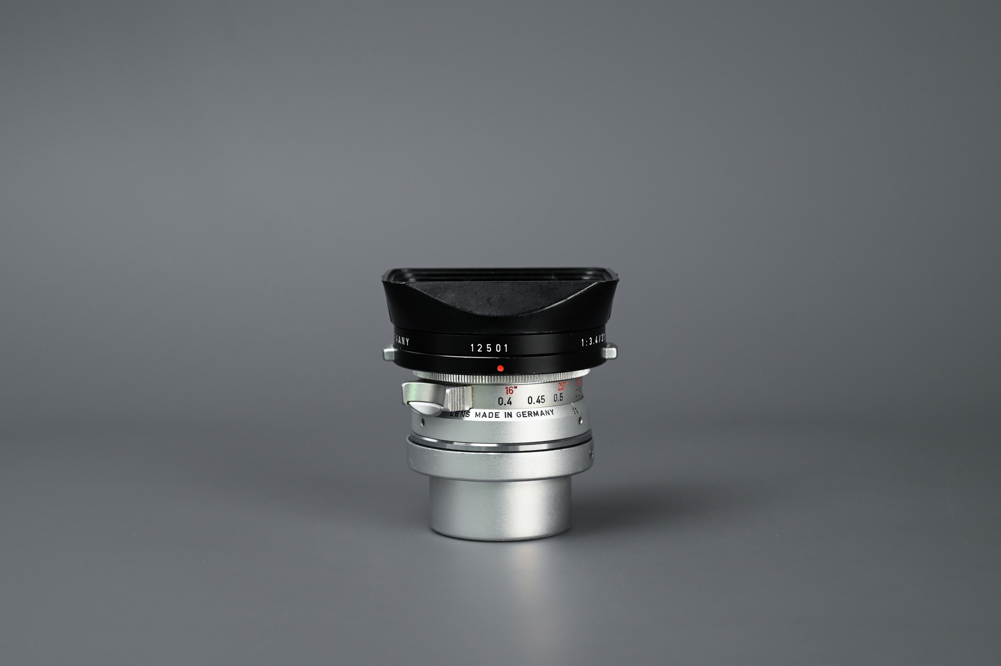 Picture of Leica Super-Angulon-M 21mm f/3.4 Silver Germany