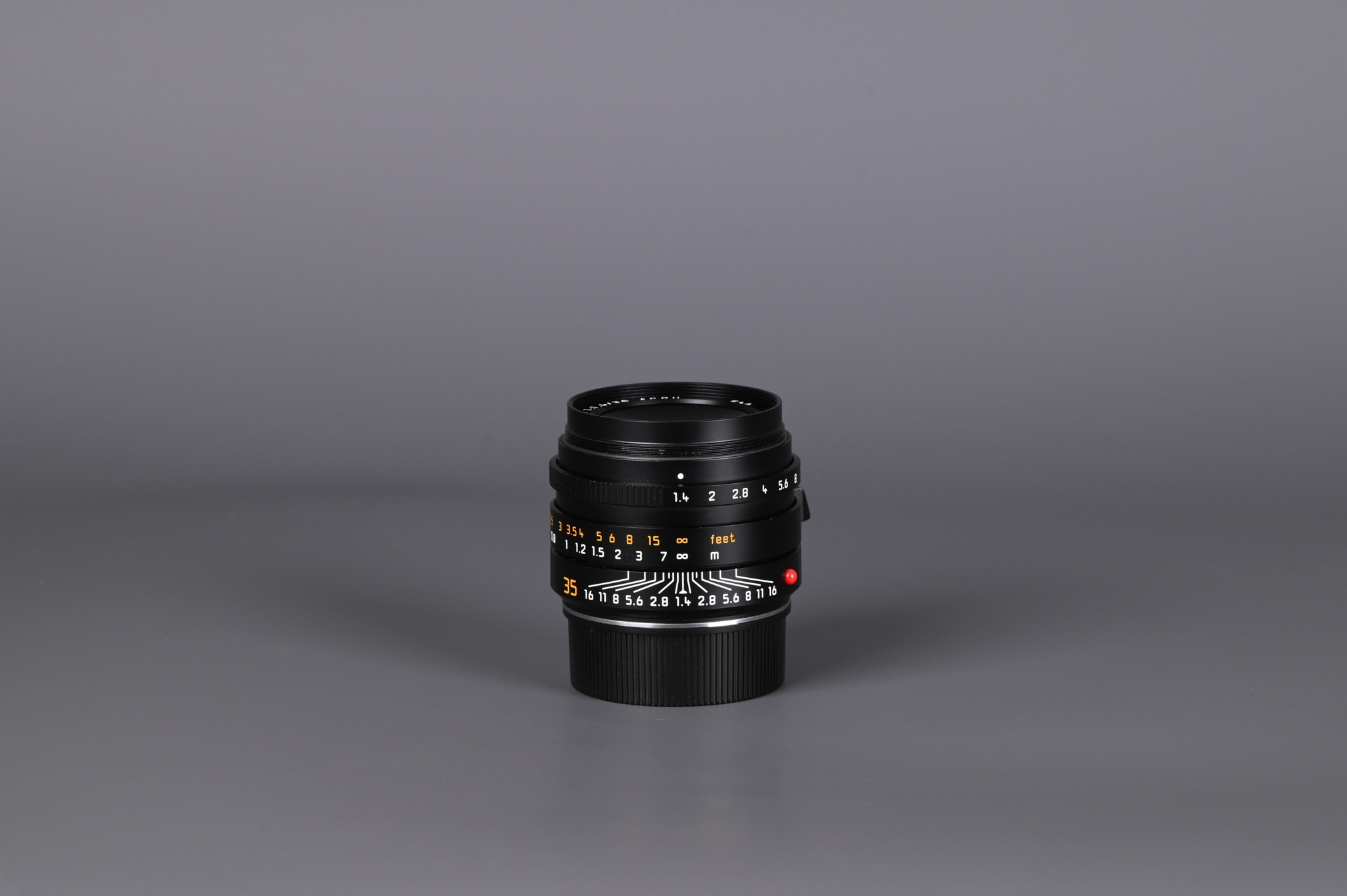 Picture of Leica Summilux 35mm f/1.4 ASPH FLE I Black