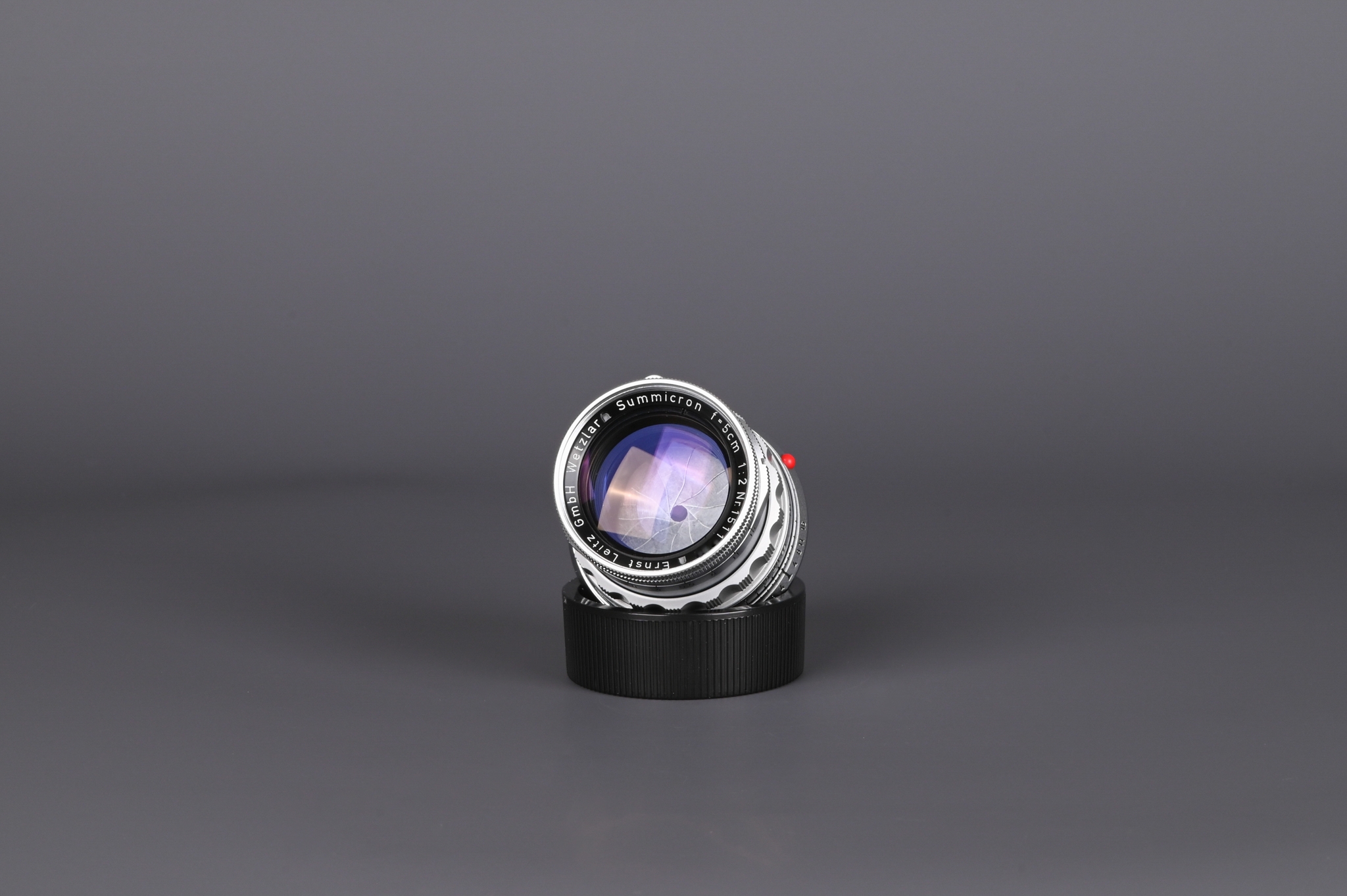Picture of Leica Summicron-M 5cm f/2 Rigid Ver.1 Silver