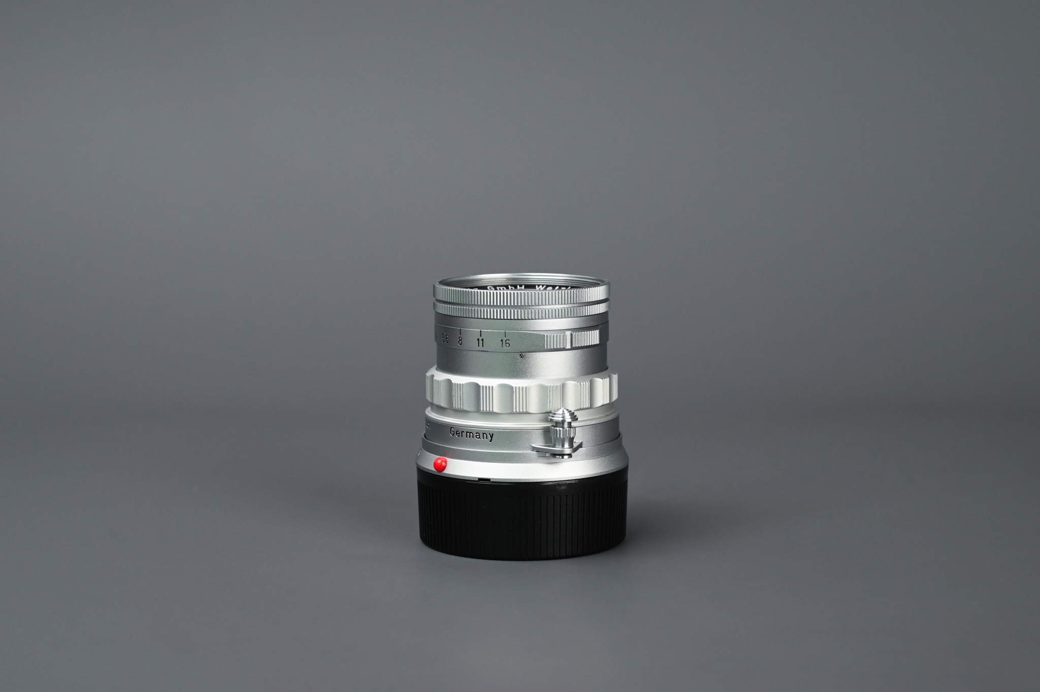 Picture of Leica Summicron-M 5cm f/2 Rigid Ver.1 Silver Very Early