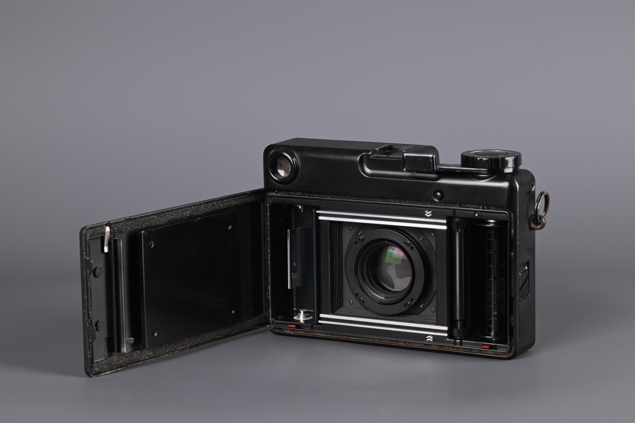 Picture of Makina 67 with Nikkor 80mm f/2.8