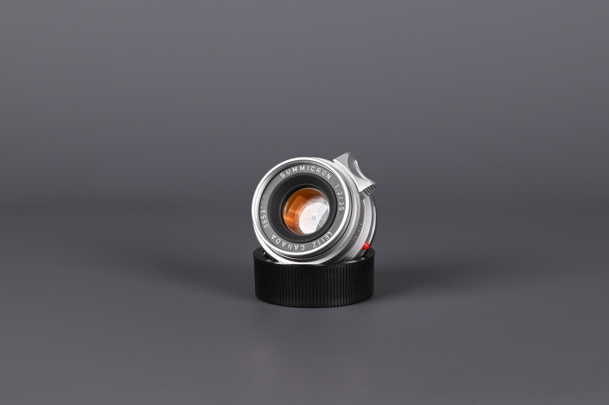 Picture of Leica Summicron-M 35mm f/2 Ver.1 8-element M2