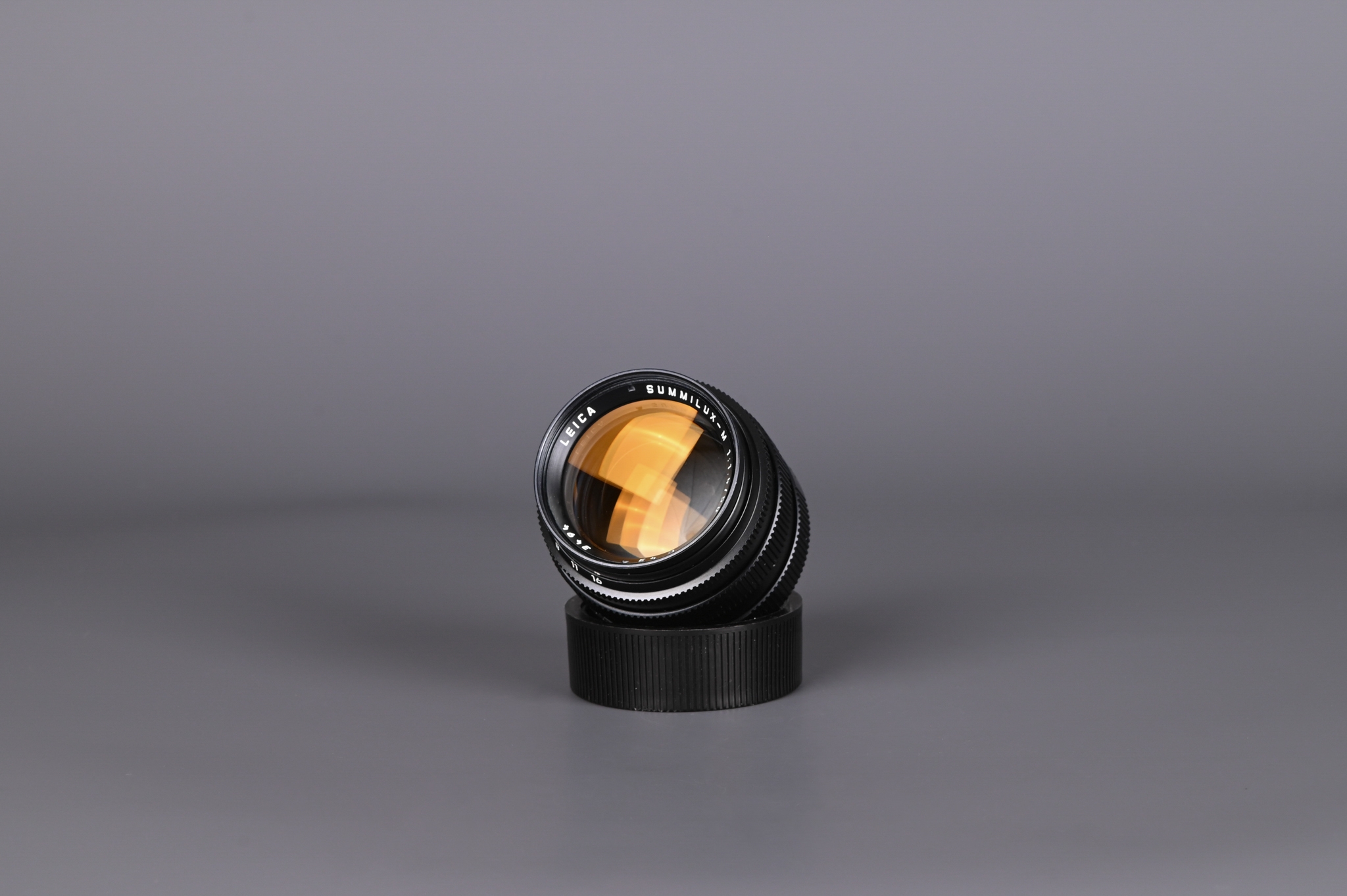 Picture of Leica Summilux-M 50mm f/1.4 Ver.2 Black E43 Amber Coating