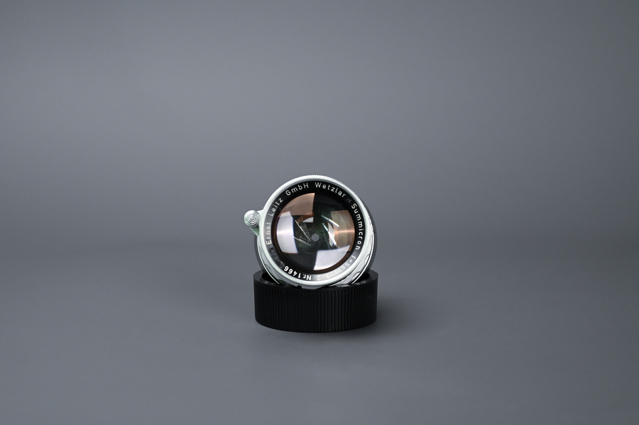 Picture of Leica Summicron-M 5cm f/2 Rigid Ver.1 Silver