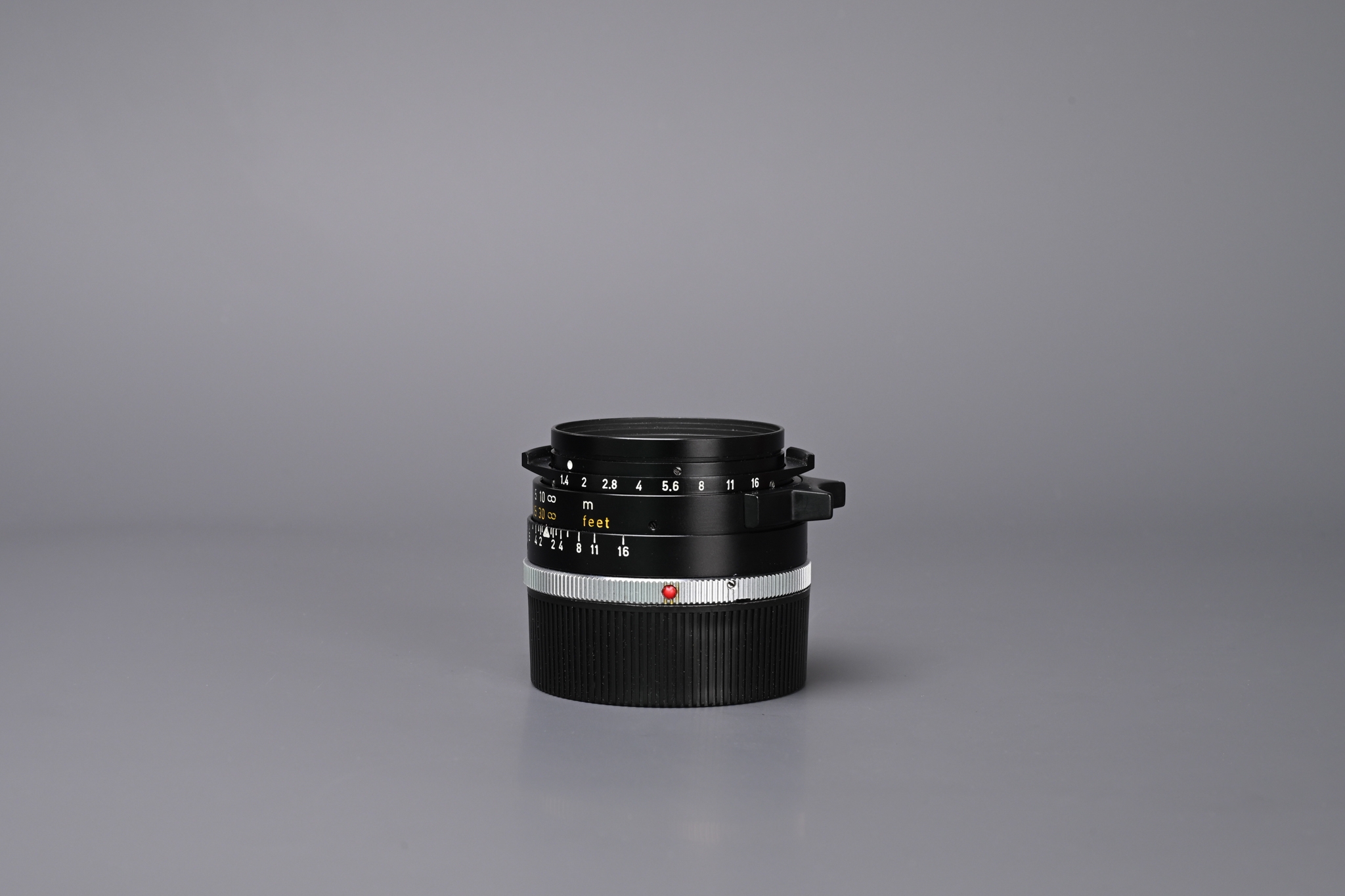 Picture of Leica Summilux-M 35mm f/1.4 Ver.2 Pre-ASPH Canada