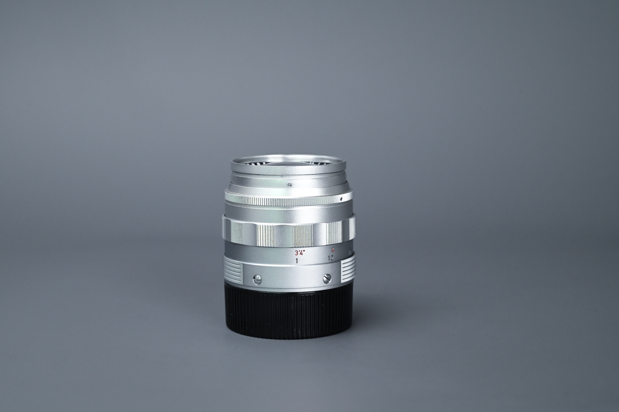 Picture of Leica Summilux-M 50mm f/1.4 Ver.1 Silver Reverse Scallop