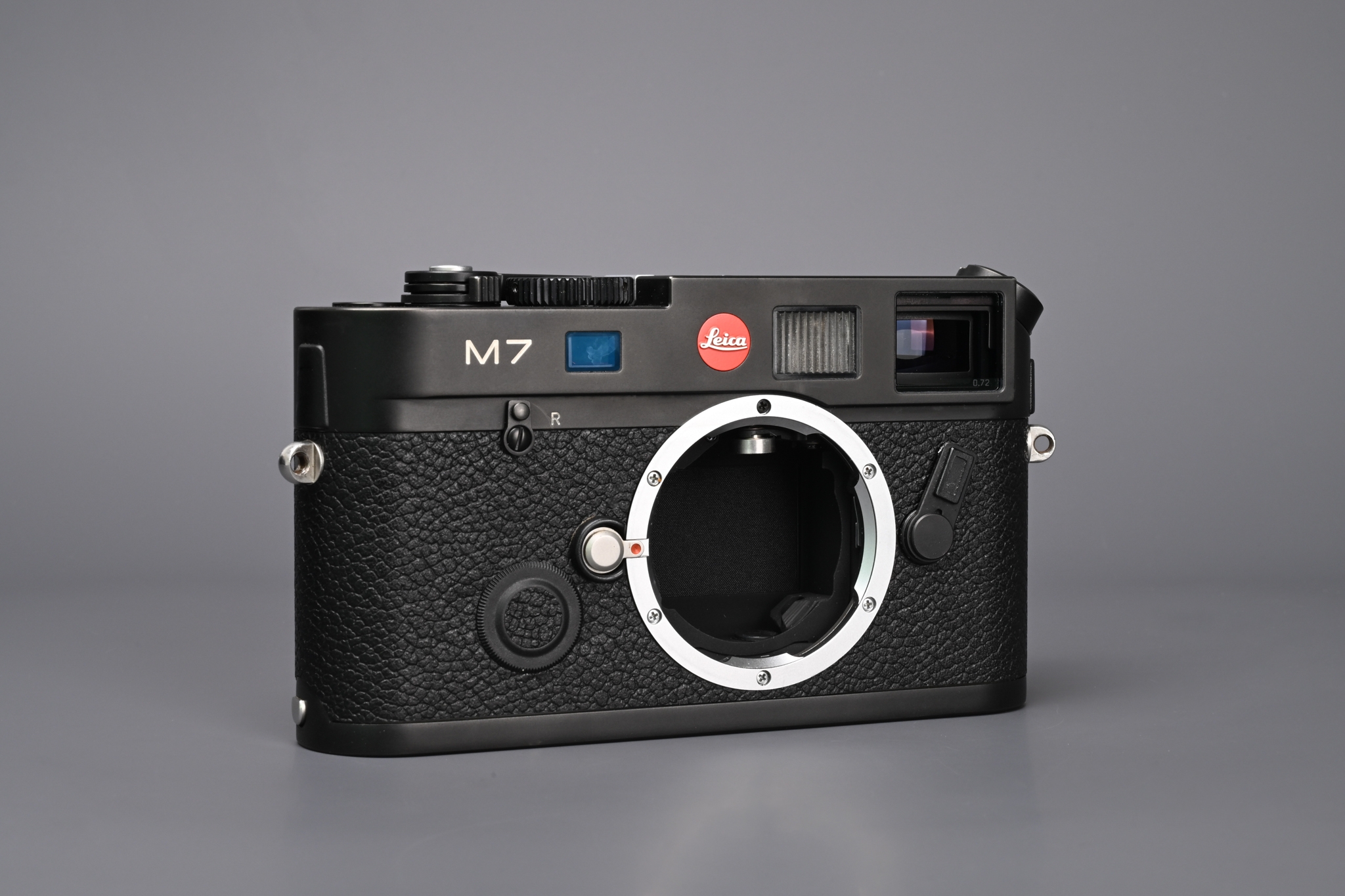 Picture of Leica M7 0.72 Black Japan Edition (Script Engraving on top plate)